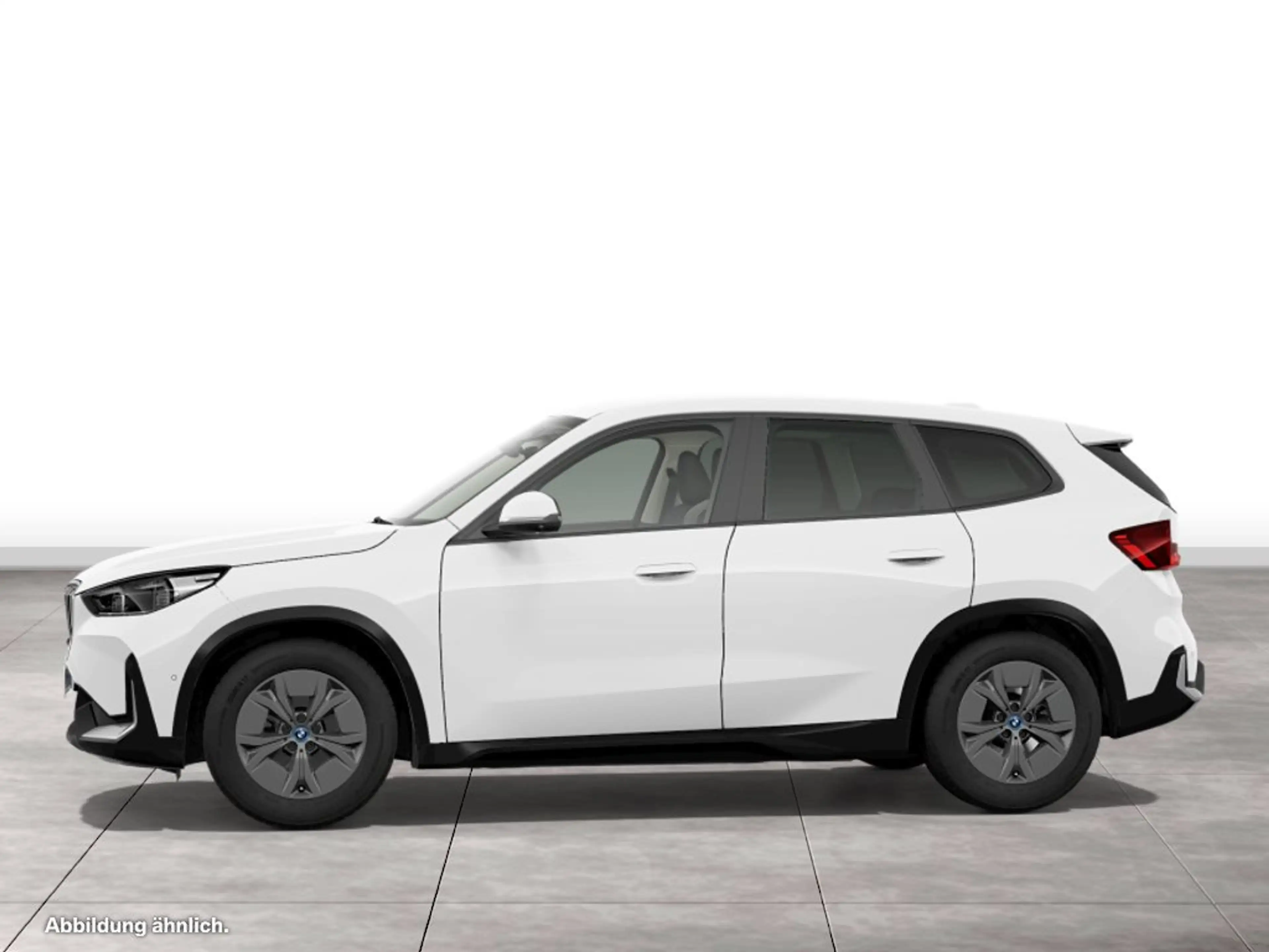 BMW iX1 xDrive30 Aut. Head-Up DAB LED RFK Shz PDC — photo 6