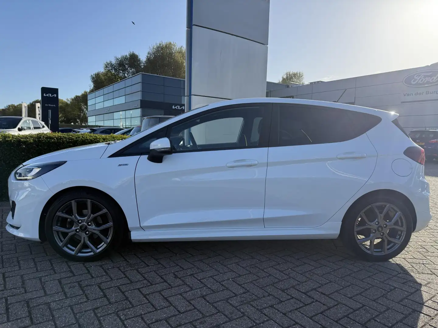 Ford Fiesta 1.0 EcoBoost Hybrid ST-Line X Weiß - 2