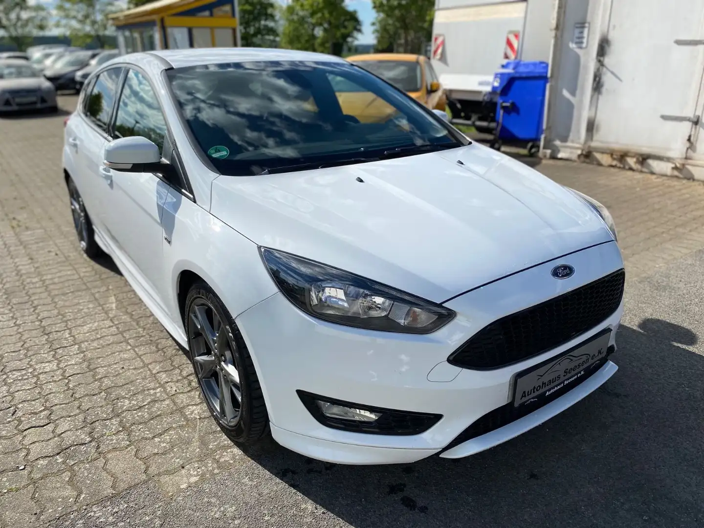 Ford Focus 1,0 EcoBoost  ST-Line*Navi* Blanc - 1