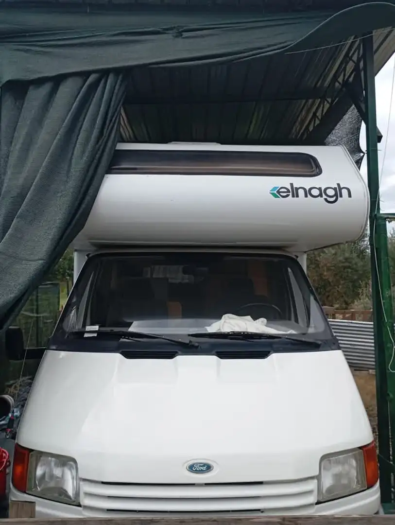 Ford Transit - 1