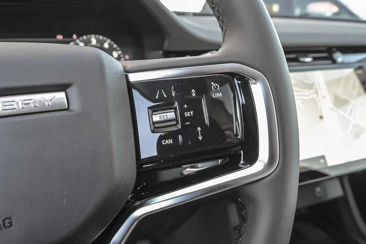 Land Rover Discovery Sport 2026 — фото 10