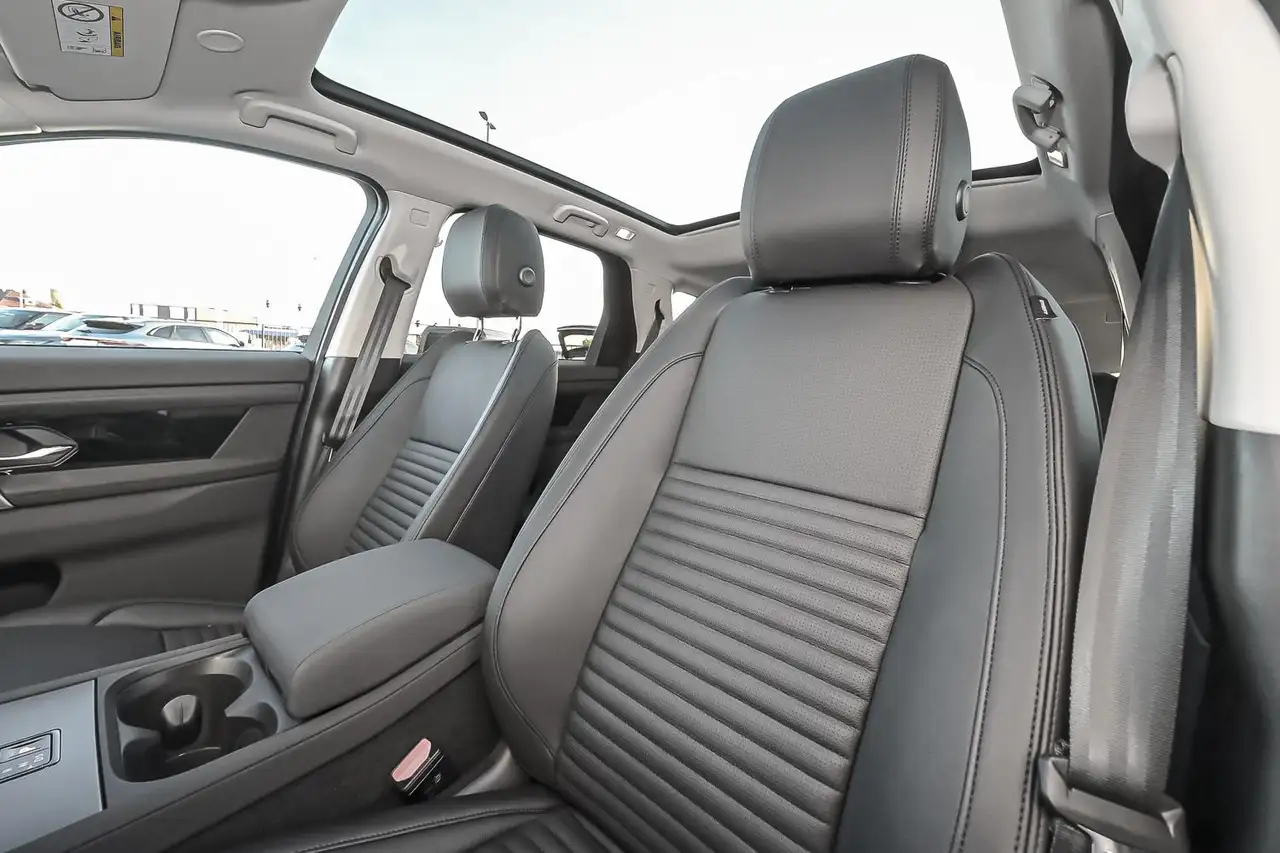 Land Rover Discovery Sport 2026 — фото 13
