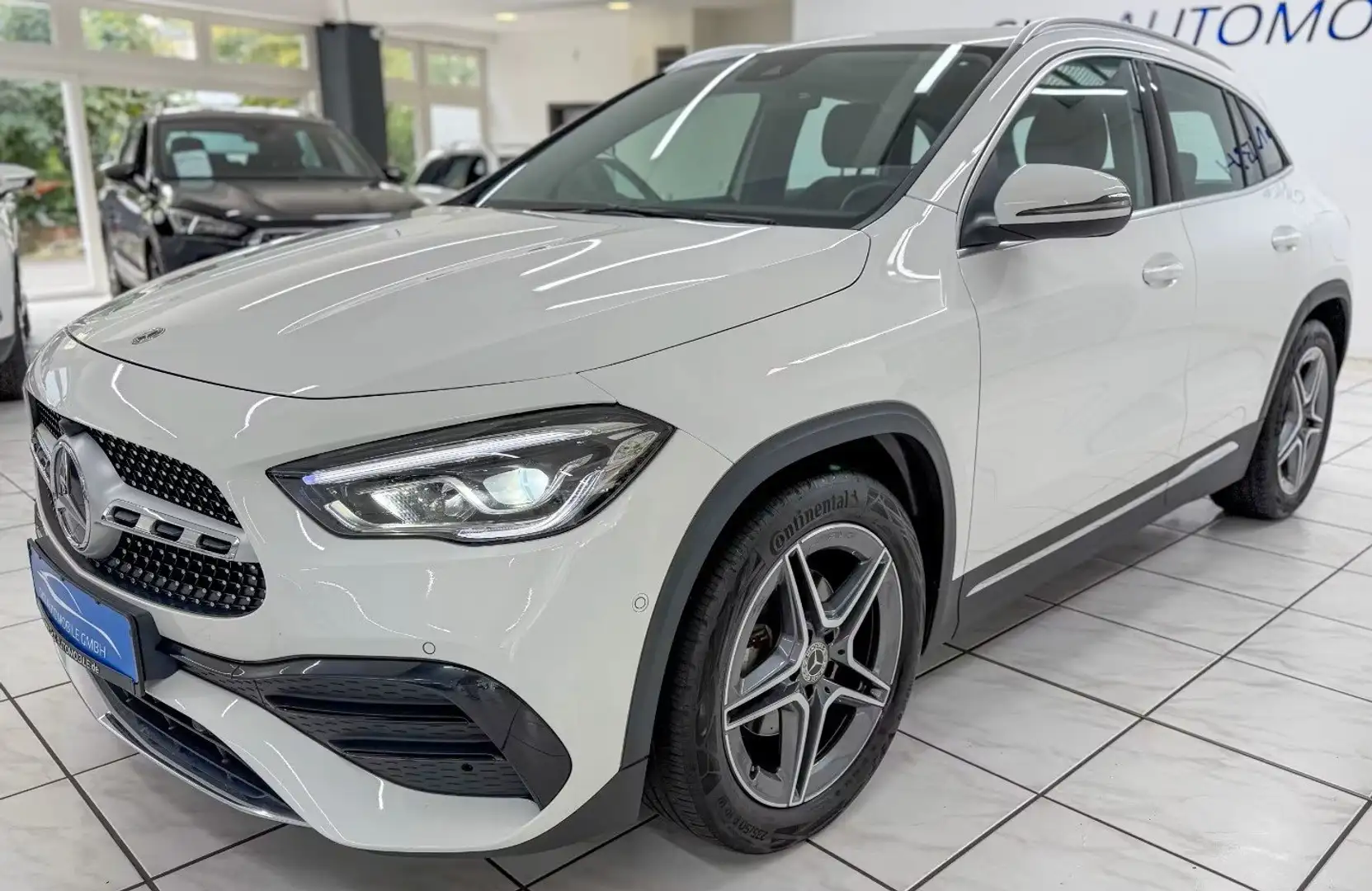 Mercedes-Benz GLA 200 GLA 200 AMG auto-LED-KAMERA Blanc - 1