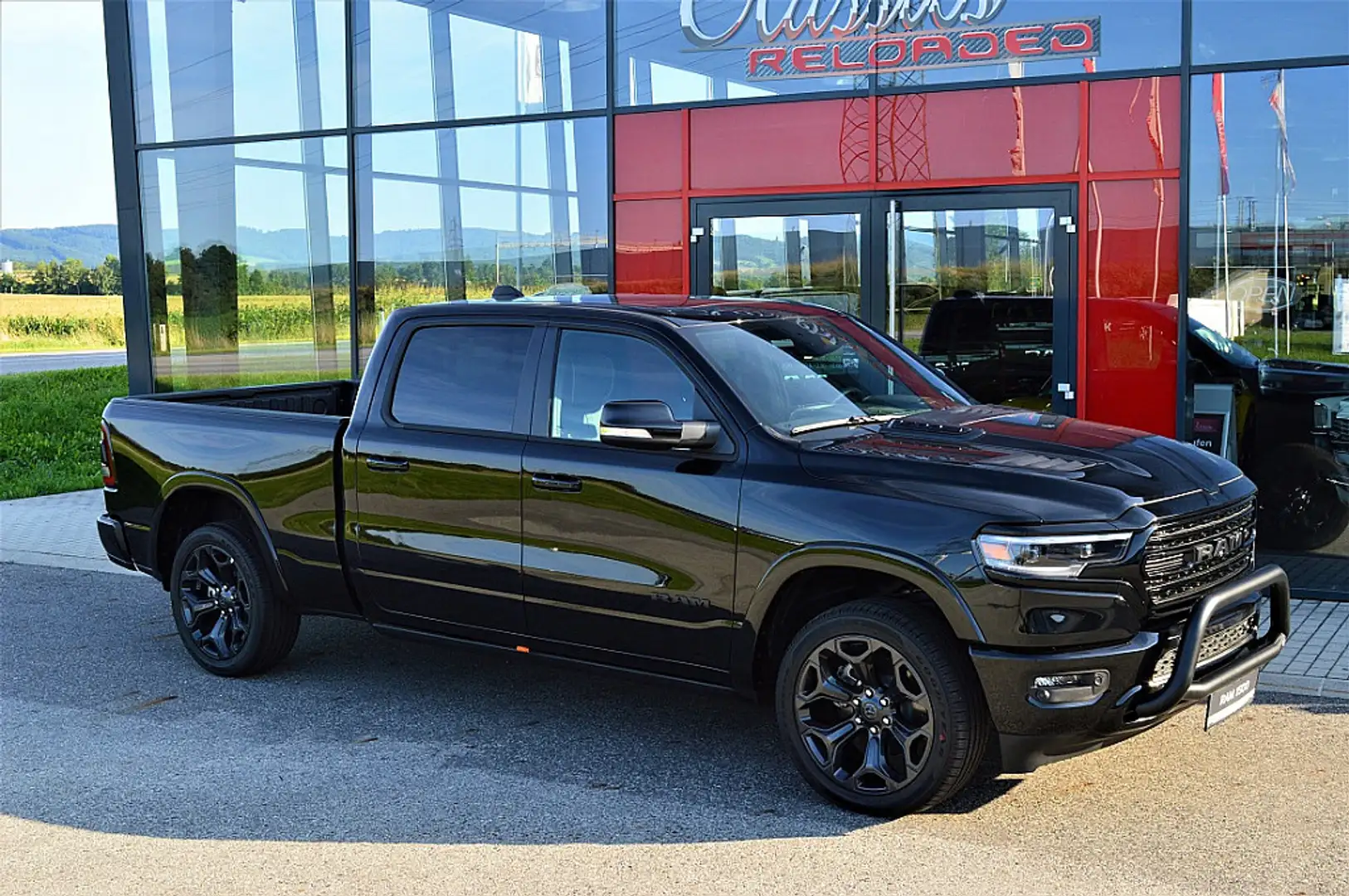 Dodge RAM Ram LIMITED Crew Long Limited Crew Cab Long Bed Zwart - 1
