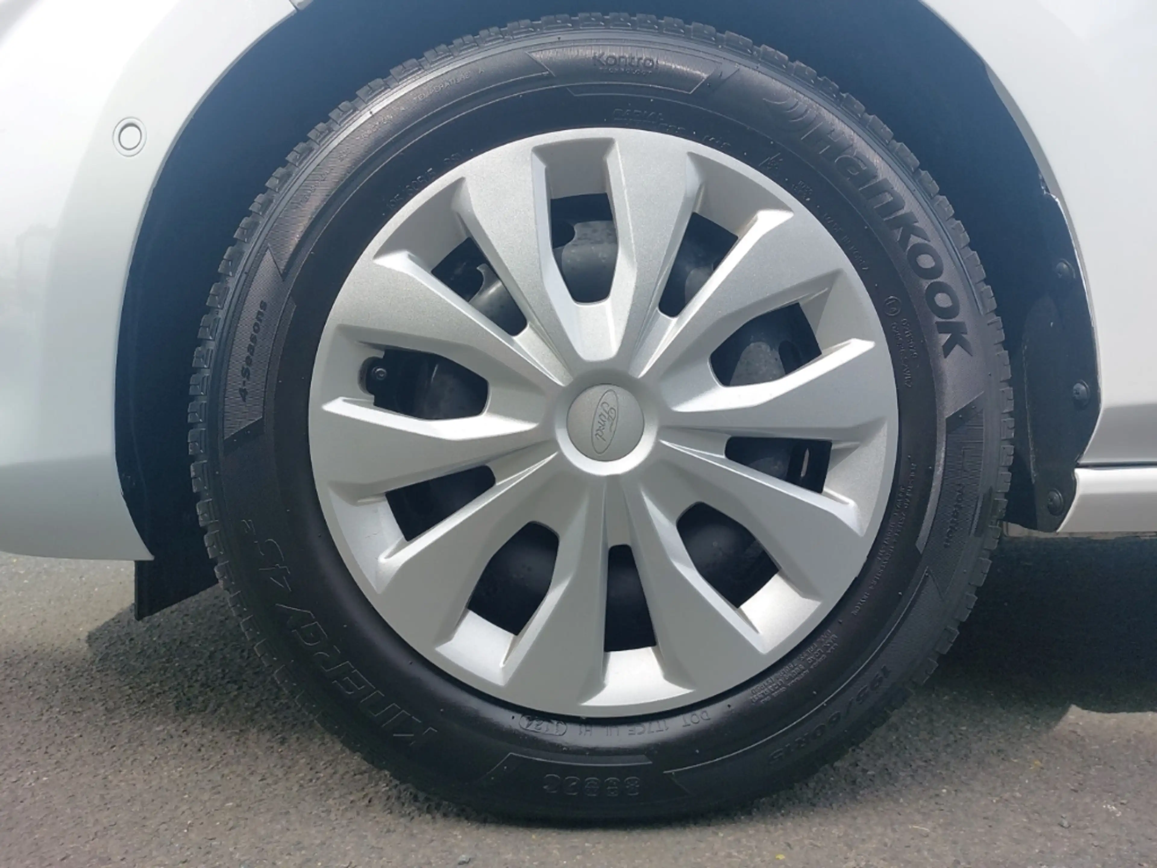 Ford Fiesta Cool & Connect Kamera PDCv+h SHZ LED Navi — photo 8