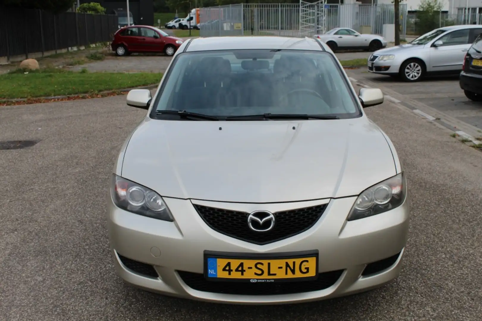 Mazda 3 1.6 TOURING SPORTL. Grau - 2