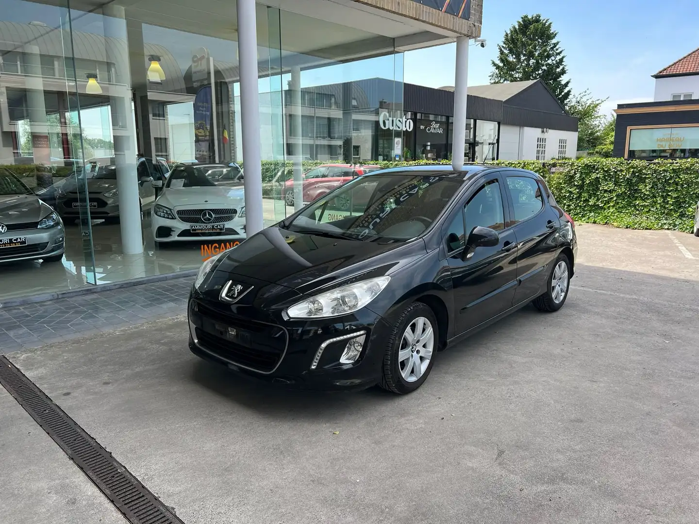 Peugeot 308 120 VTi Active Černá - 1