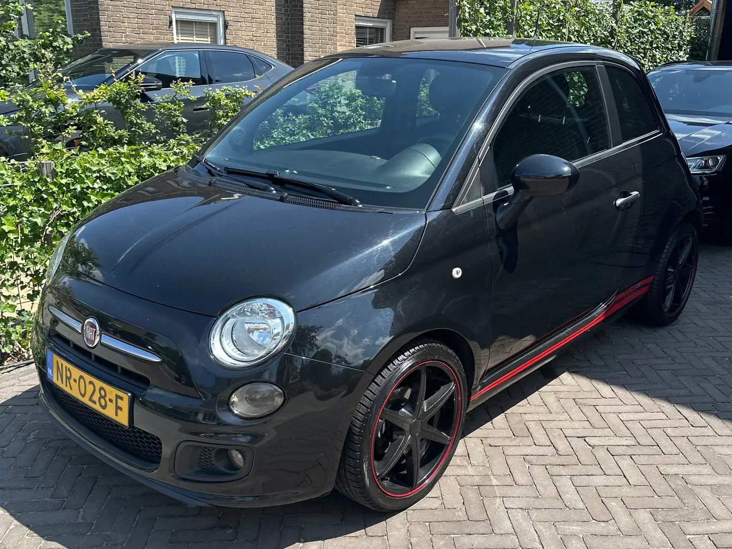 Fiat 500 500 1.2 Lounge Zwart - 1