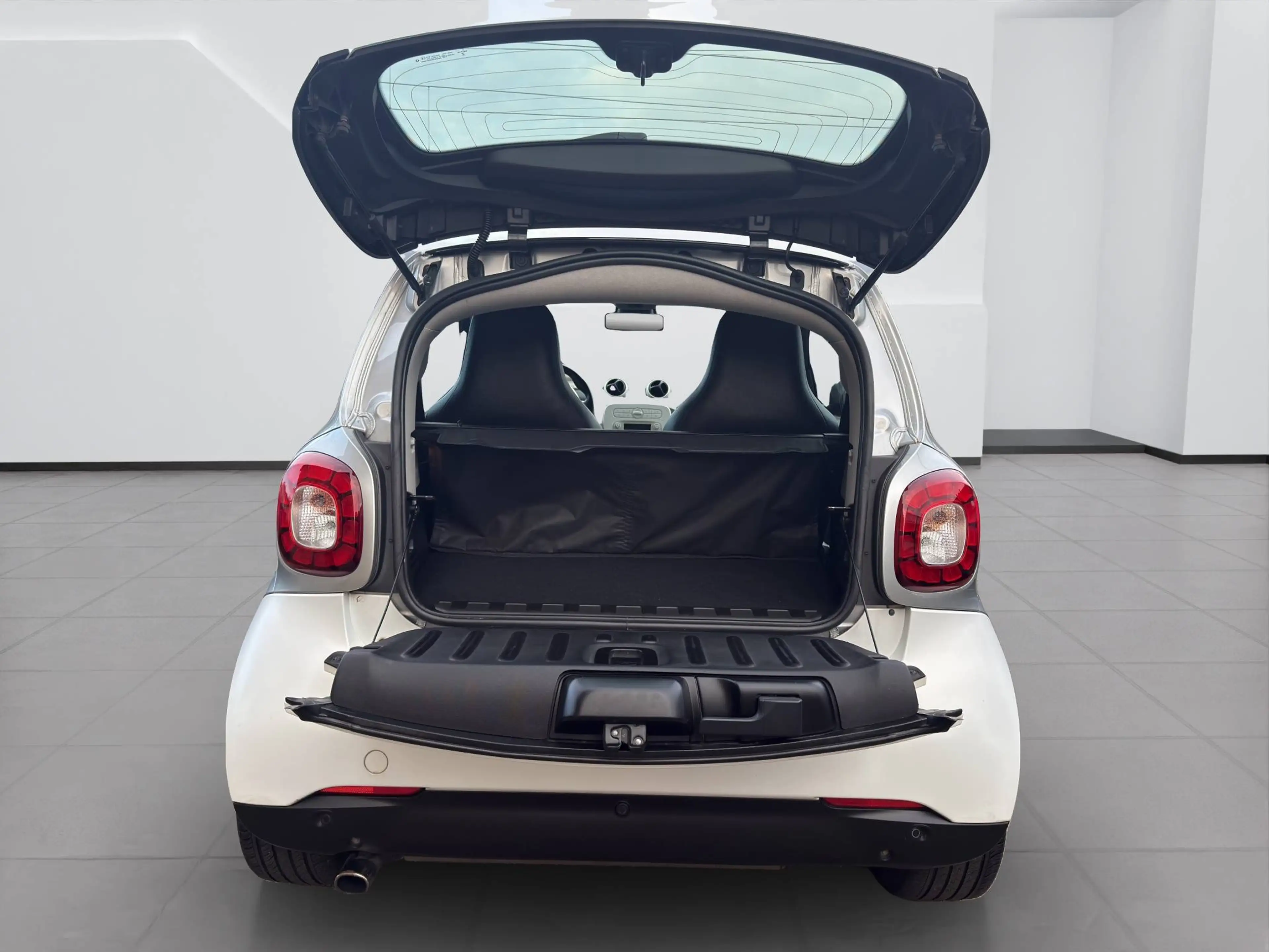 smart forTwo 0.9 Turbo Basis Prime — photo 14