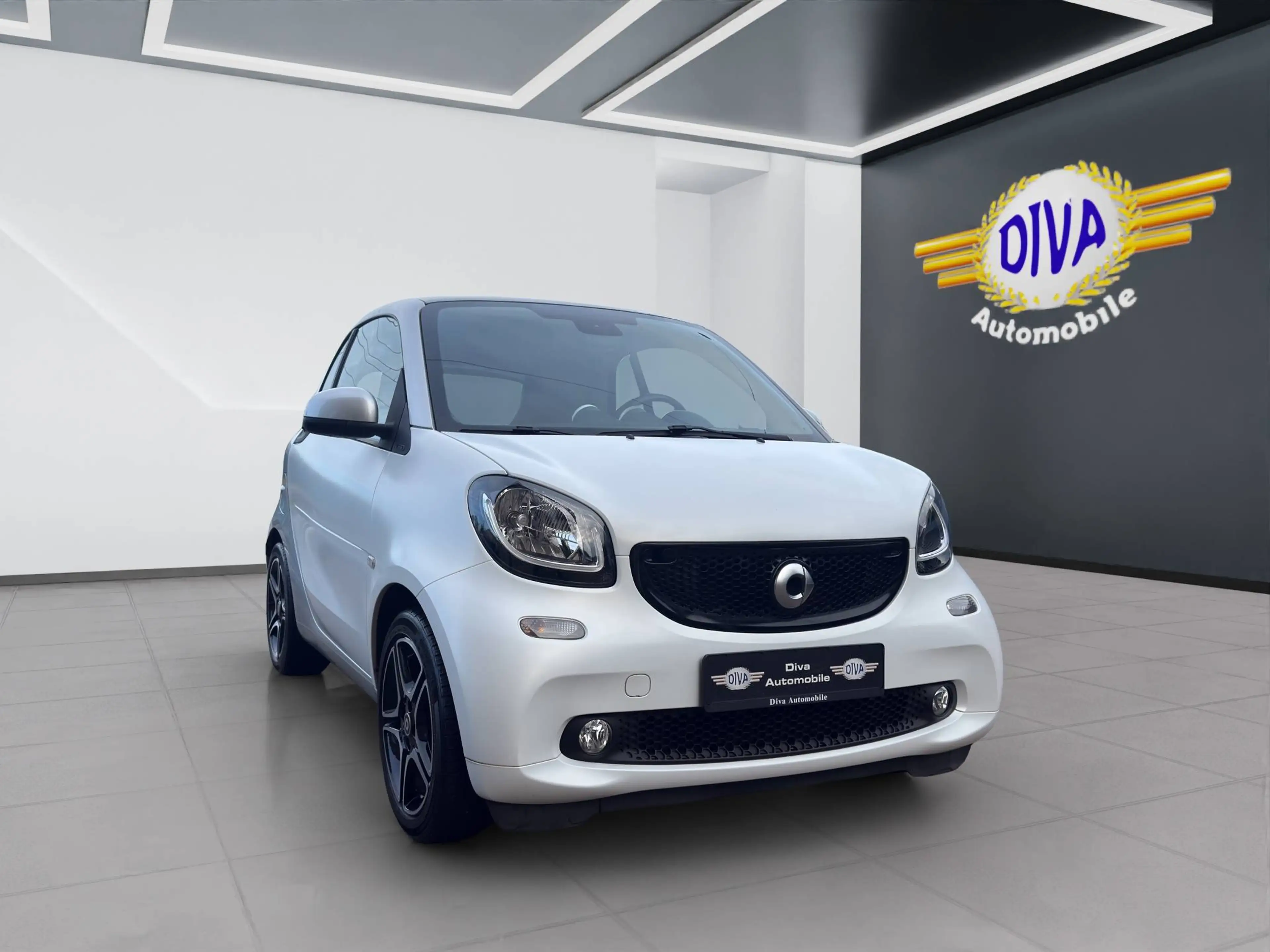 smart forTwo 0.9 Turbo Basis Prime — photo 3