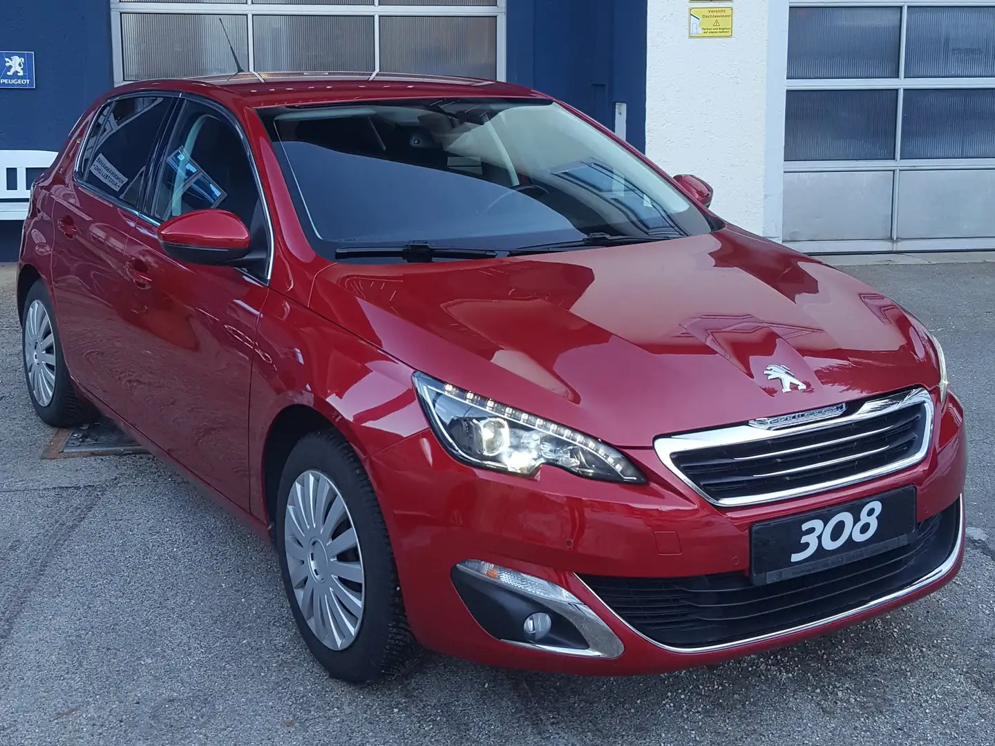 Peugeot 308 Allure Pure Tech  Neu eingetroffen Rot - 1