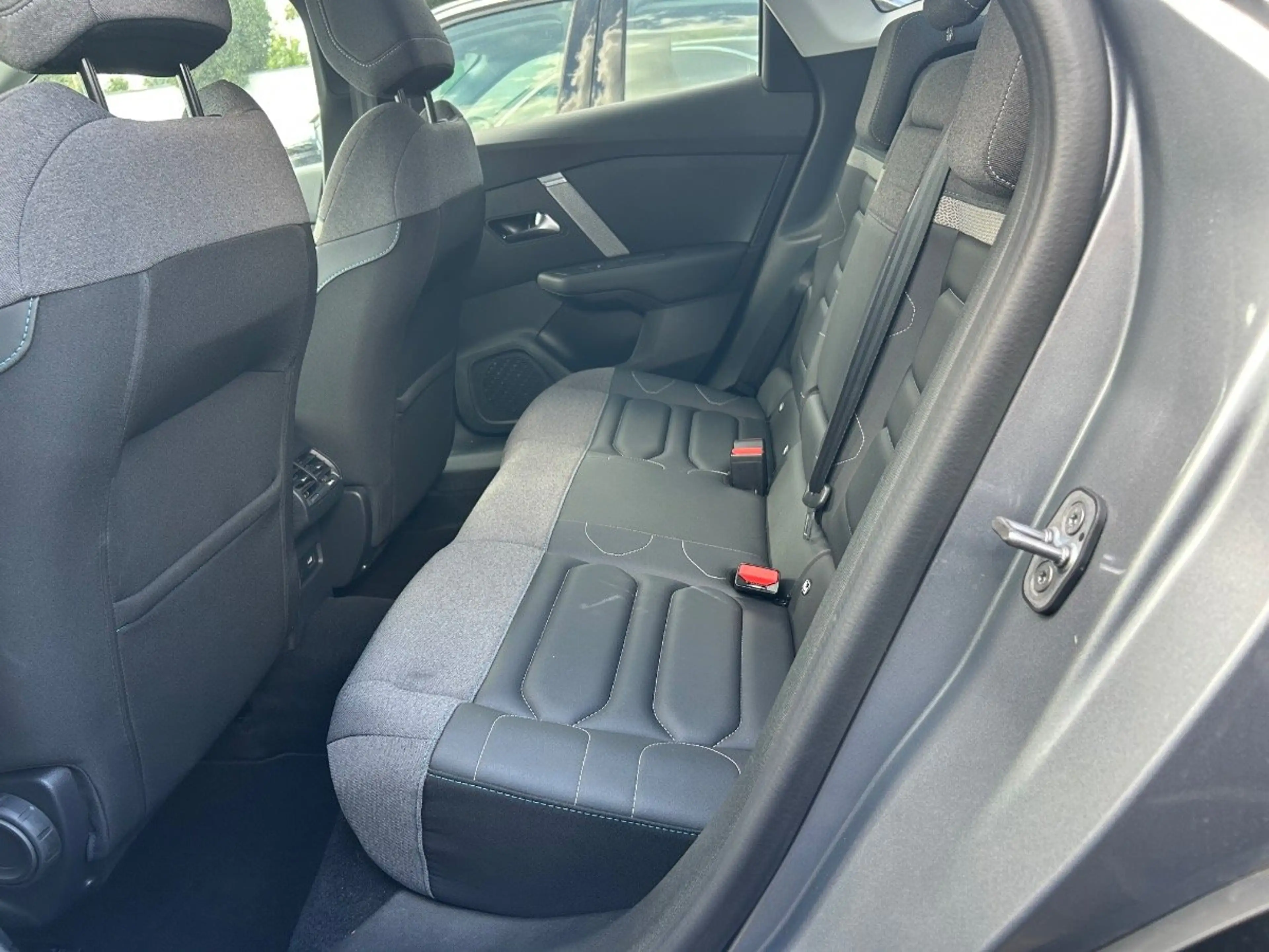Citroen C4 X 1.2 PureTech 130 Max LED+Navi+2xKlima+Kam. — photo 9