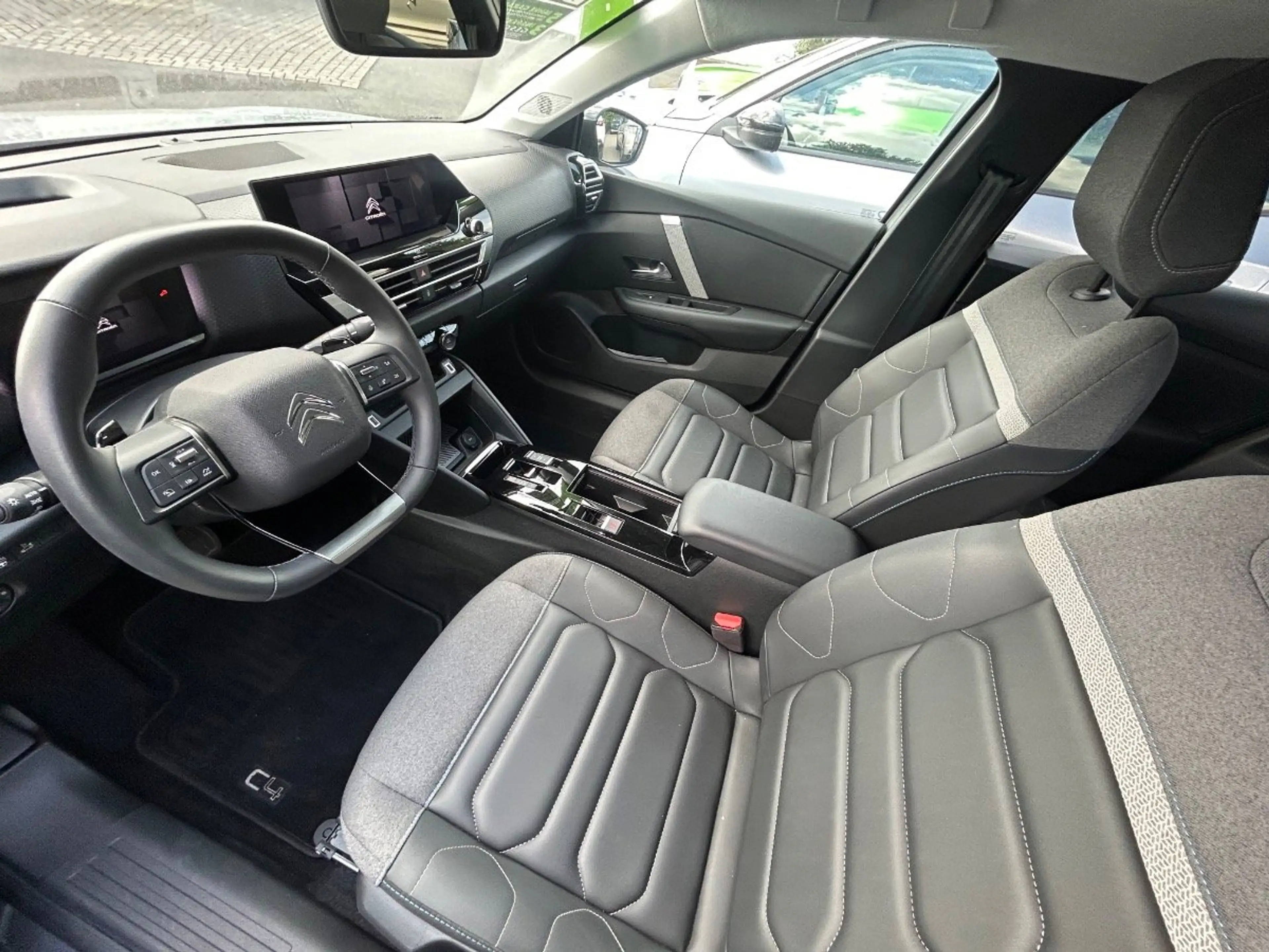 Citroen C4 X 1.2 PureTech 130 Max LED+Navi+2xKlima+Kam. — photo 12