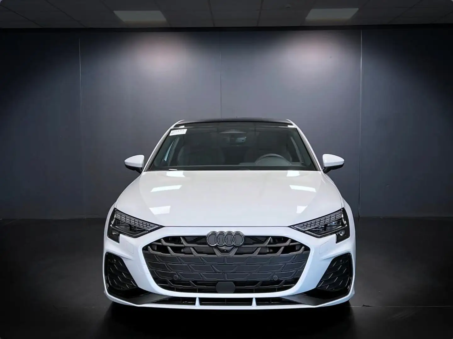 Audi A3 SPB 35 TDI 150CV S tronic S line Bianco - 2