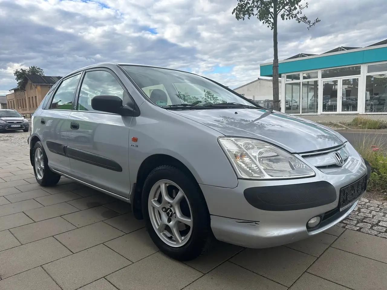 Honda Civic 1.6 i LS, foto 1