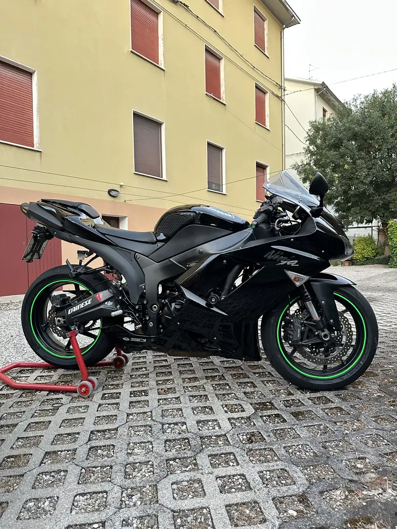 Kawasaki Ninja ZX-6R - 2