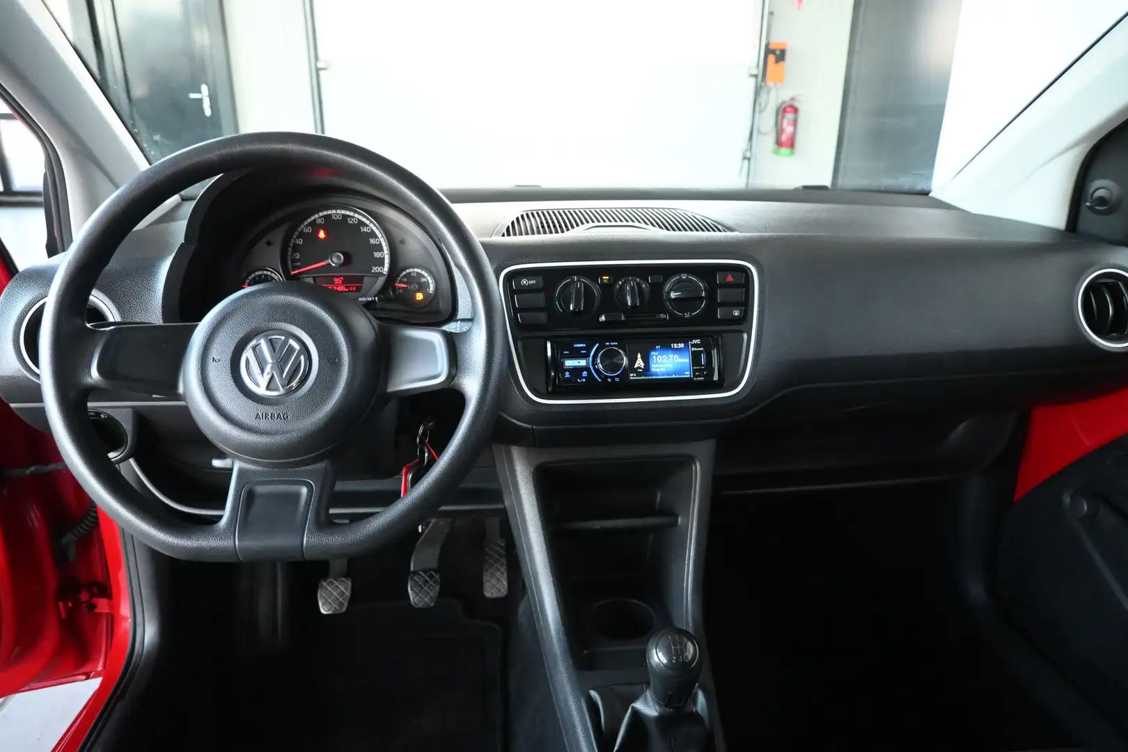 Volkswagen up! 1.0 take up! BlueMotion Airco Stuurbekrachtiging A Rood - 2