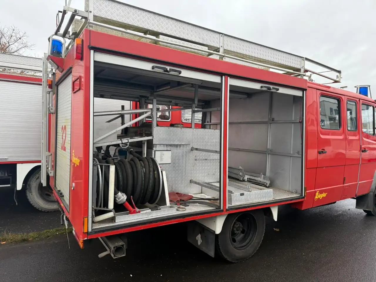 Mercedes-Benz 811D LF 8/6 Vario mit Gruppenkabine, foto 6