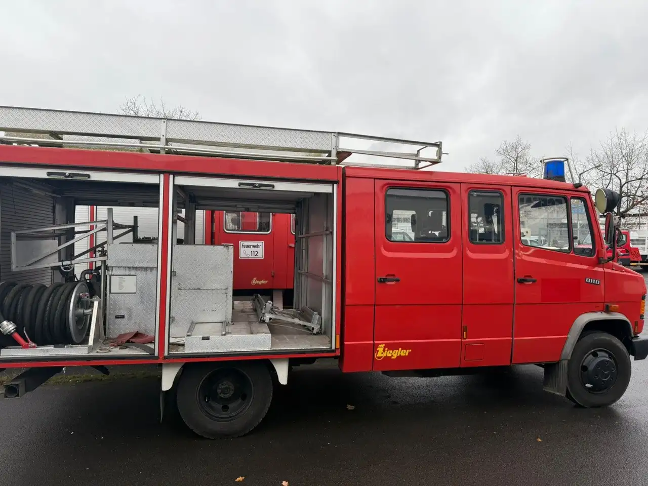 Mercedes-Benz 811D LF 8/6 Vario mit Gruppenkabine, foto 2