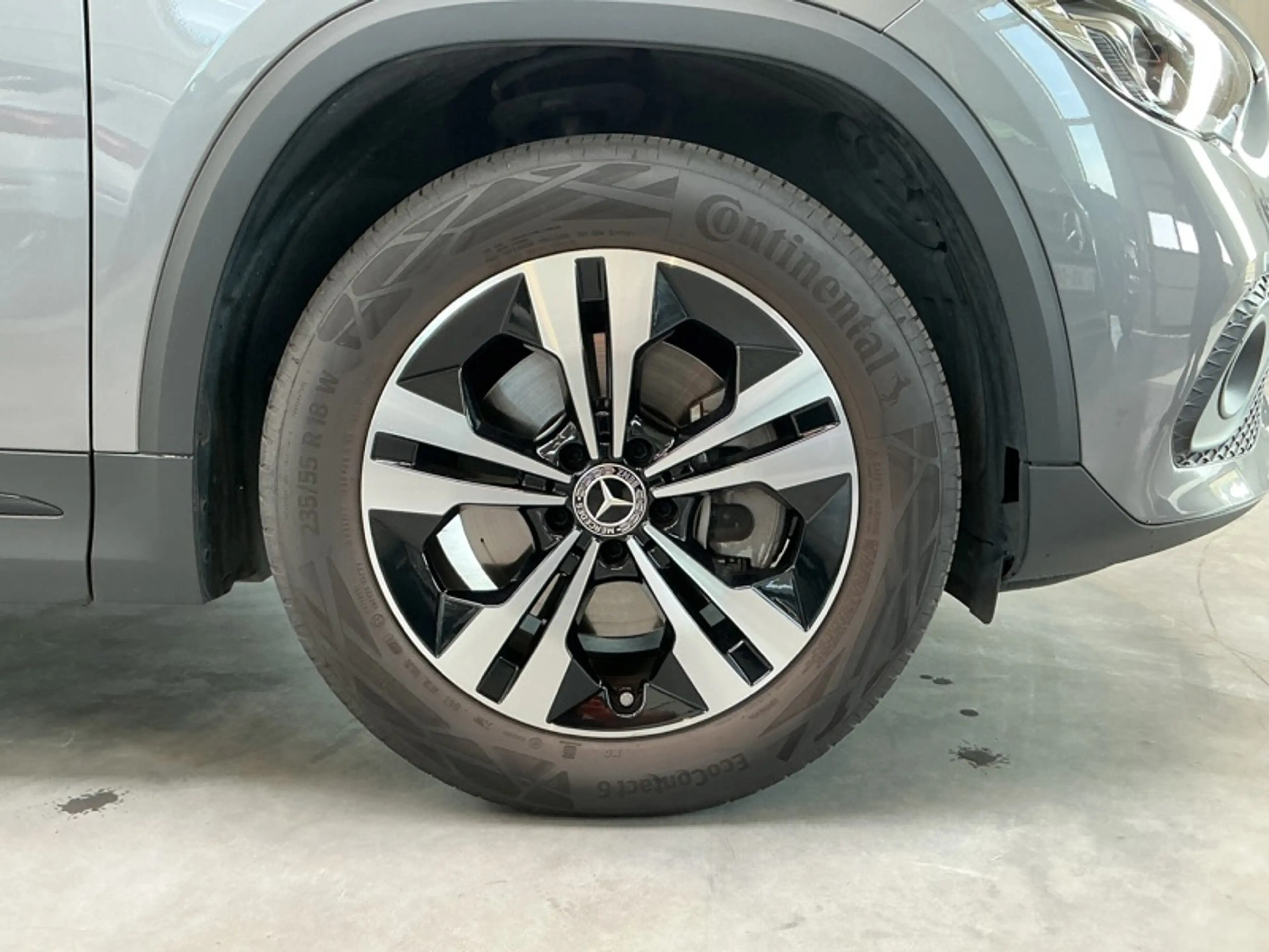 Mercedes-Benz GLA 250 e Luxury Pack Night — photo 6