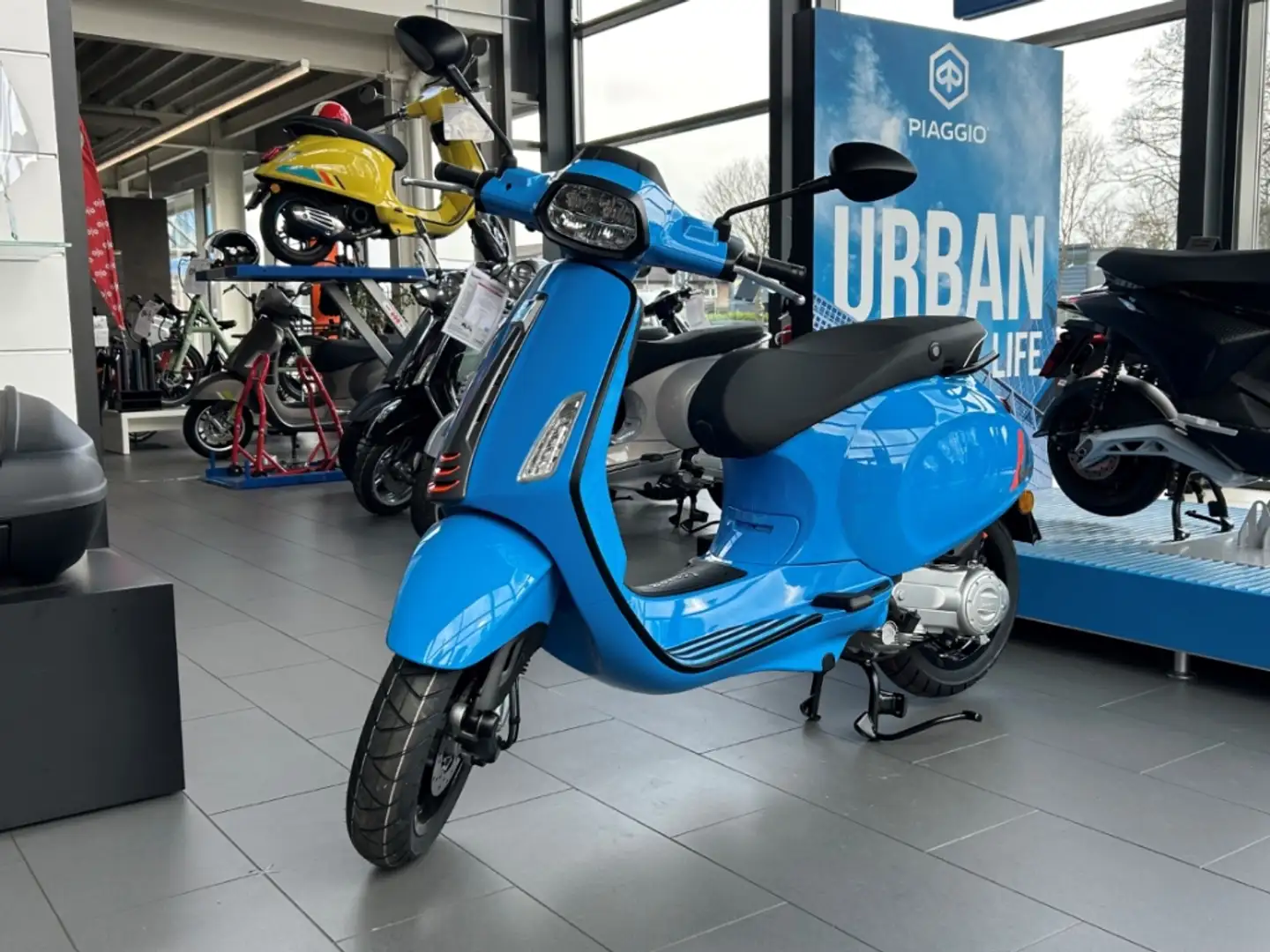 Vespa Sprint 50 S E+ Azzurro Blau SOFORT VERFÜGBAR ! Blau - 1