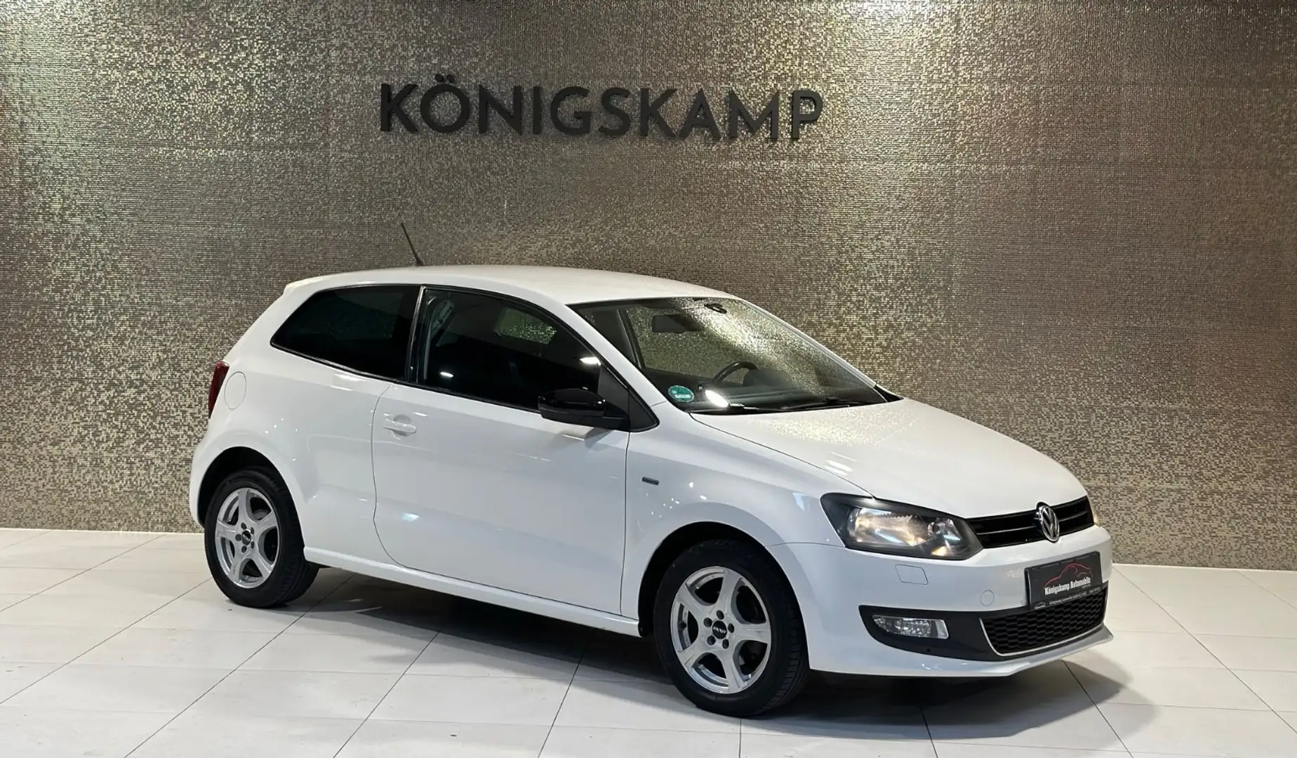 Volkswagen Polo V Match 1.2 TSI Aut. * PDC * SHZ * KLIMA * Weiß - 1