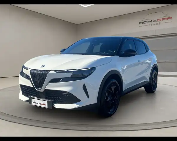 Alfa Romeo Junior 1.2 145 CV Hybrid eDCT6