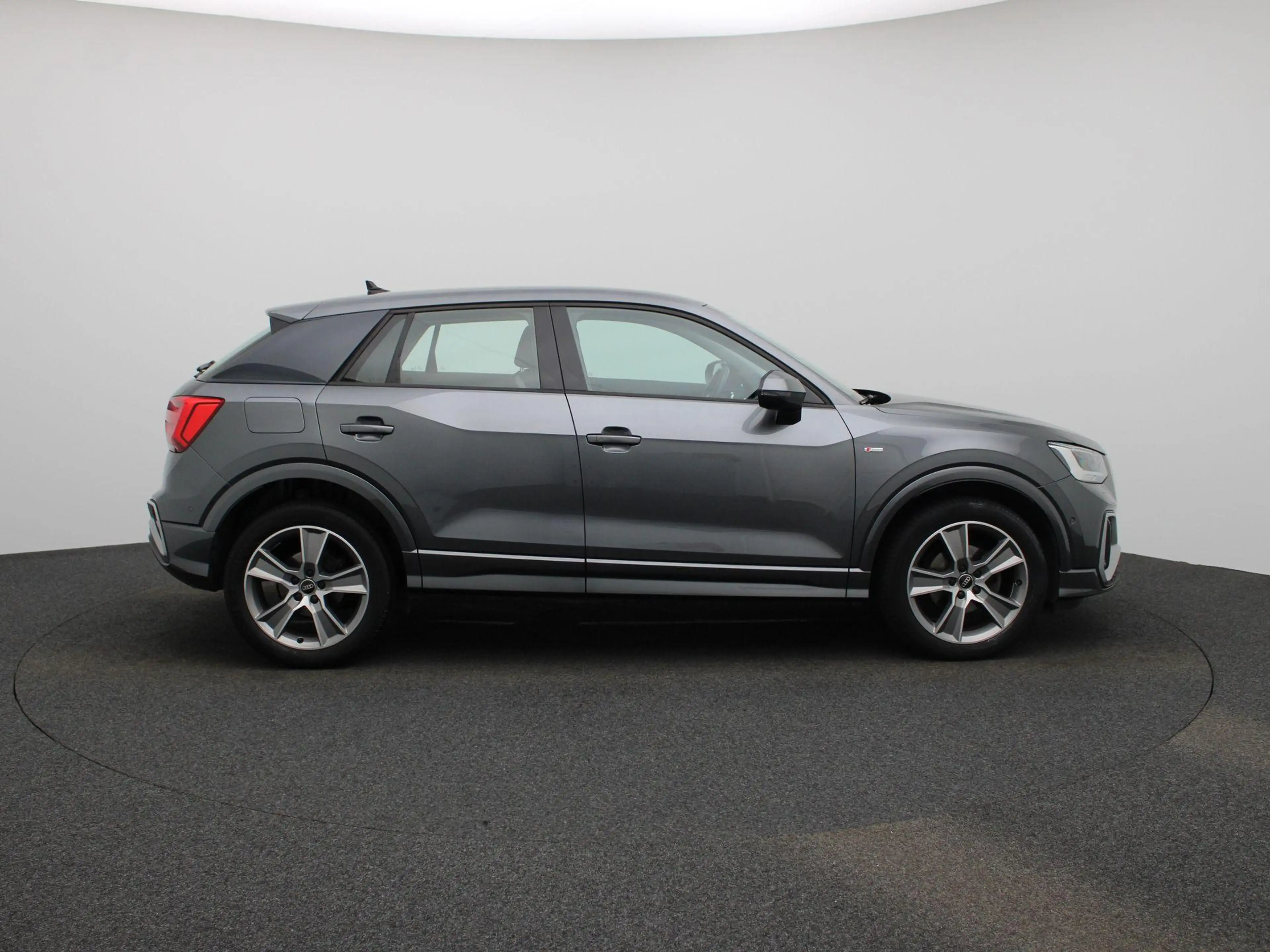 Audi Q2 1.5 35 TFSI 110kW S tronic S Line B. Ed. NAVI | LE — photo 6