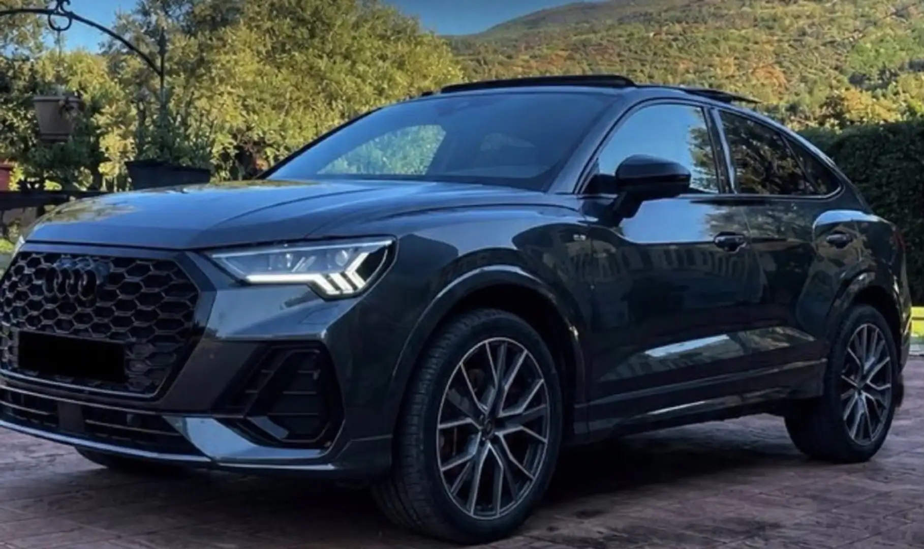 Audi Q3 40 TDI Black line quattro S tronic 142kW - 1