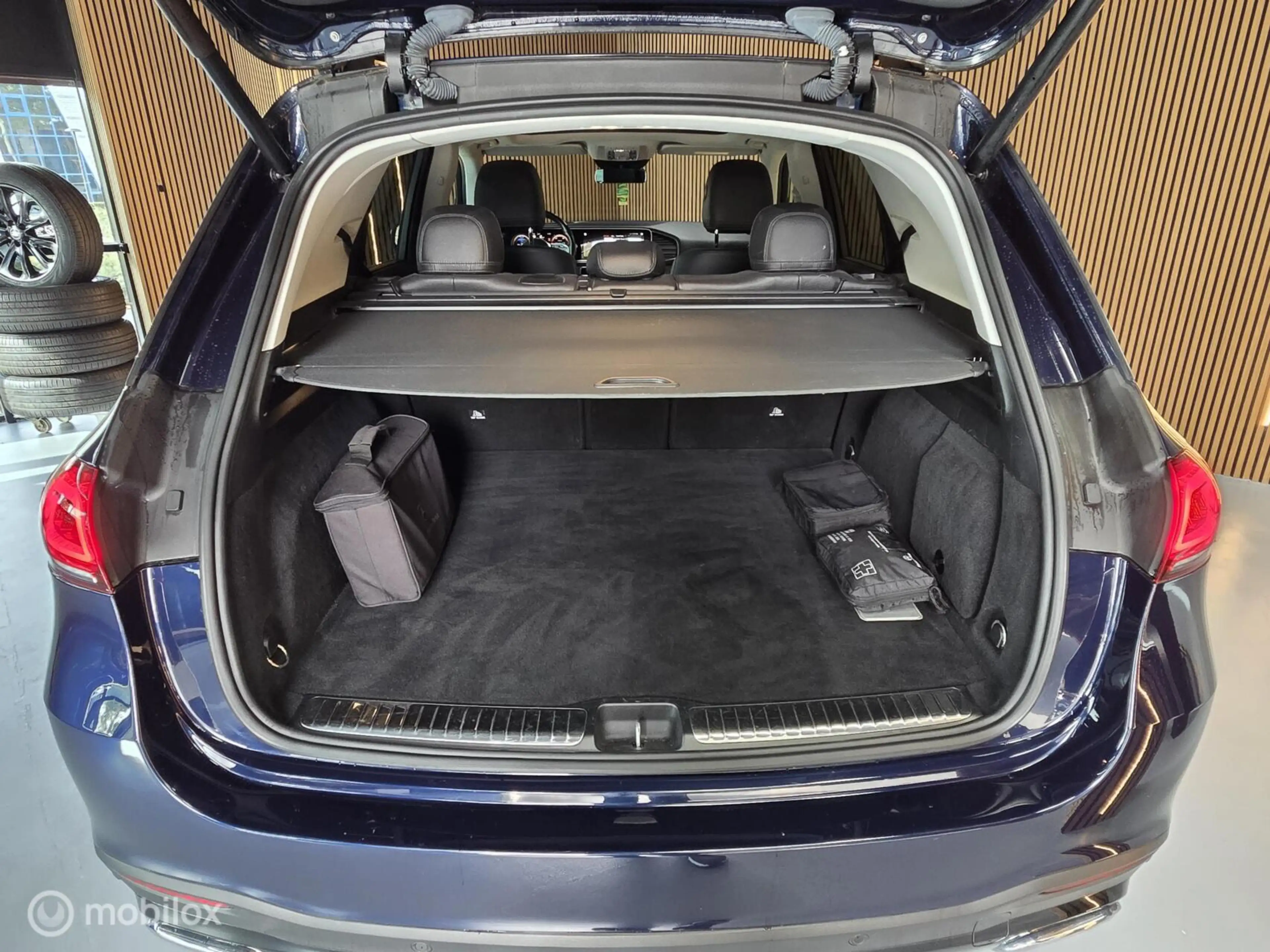 Mercedes-Benz GLE 350 de 4MATIC Premium Plus AMG | Pano — photo 7