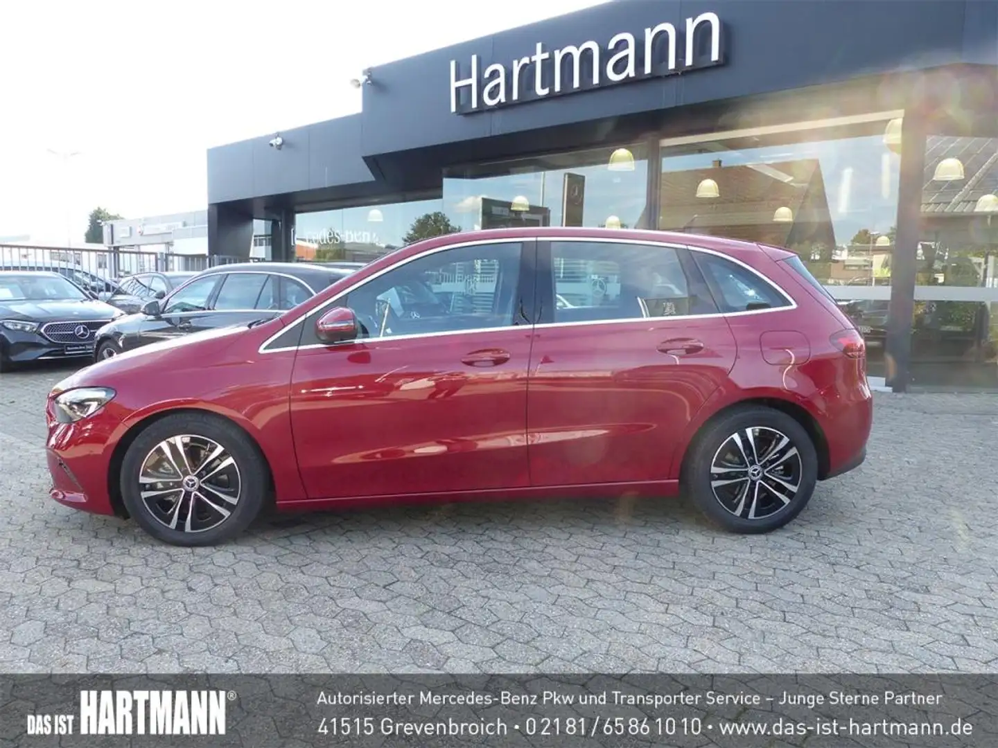 Mercedes-Benz B 200 PROGRESSIVE+MBUX+TOTWINK+R.KAM+WINTER+NAVI Rood - 2
