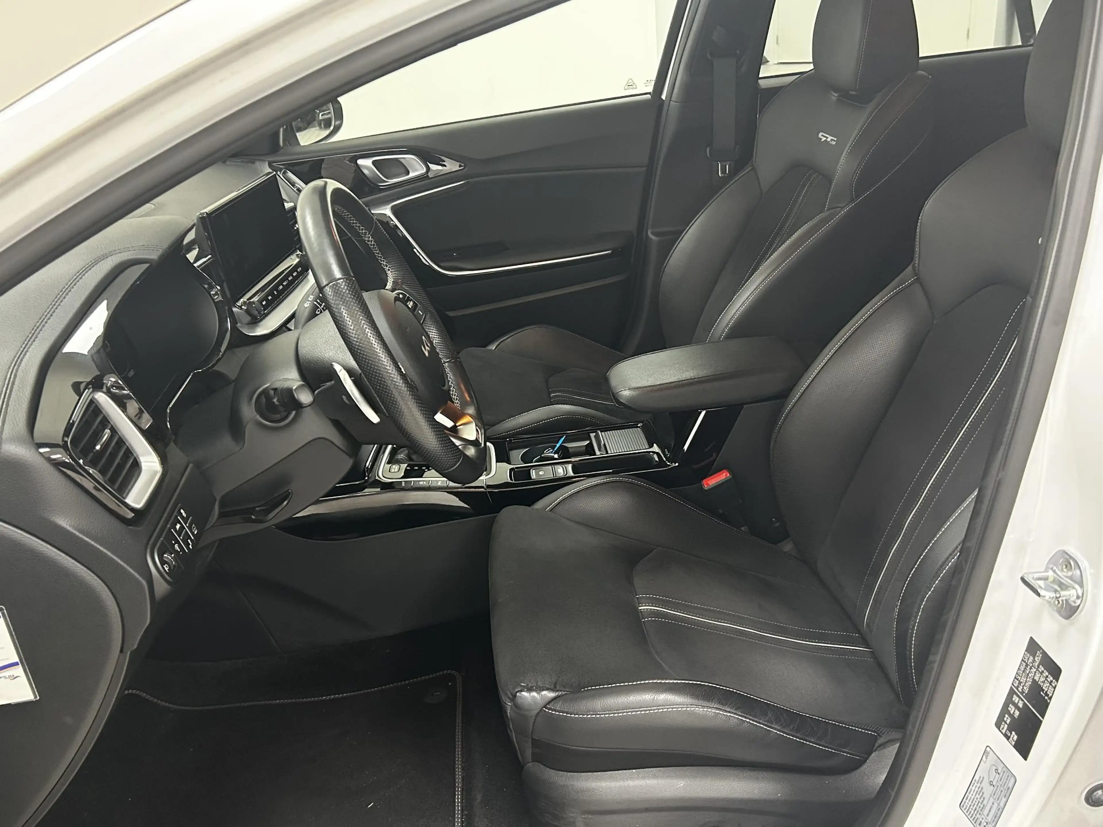 Kia ProCeed / pro_cee'd 1.5 T-GDi GT-PlusLine NAVIGATIE | ACHTERUITRIJCAME — photo 6