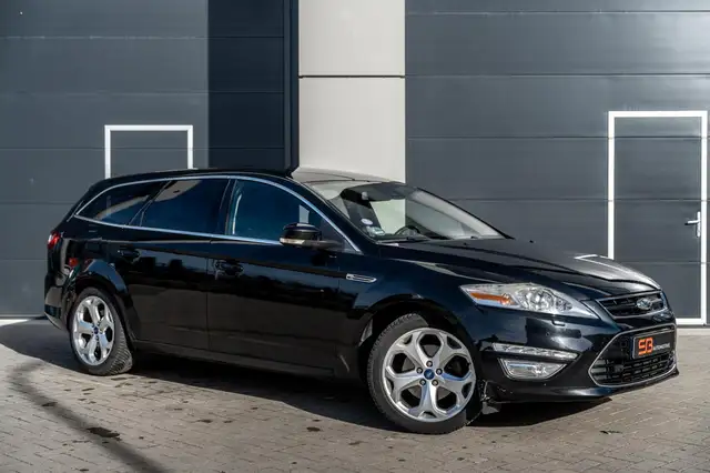 Ford Mondeo view 5