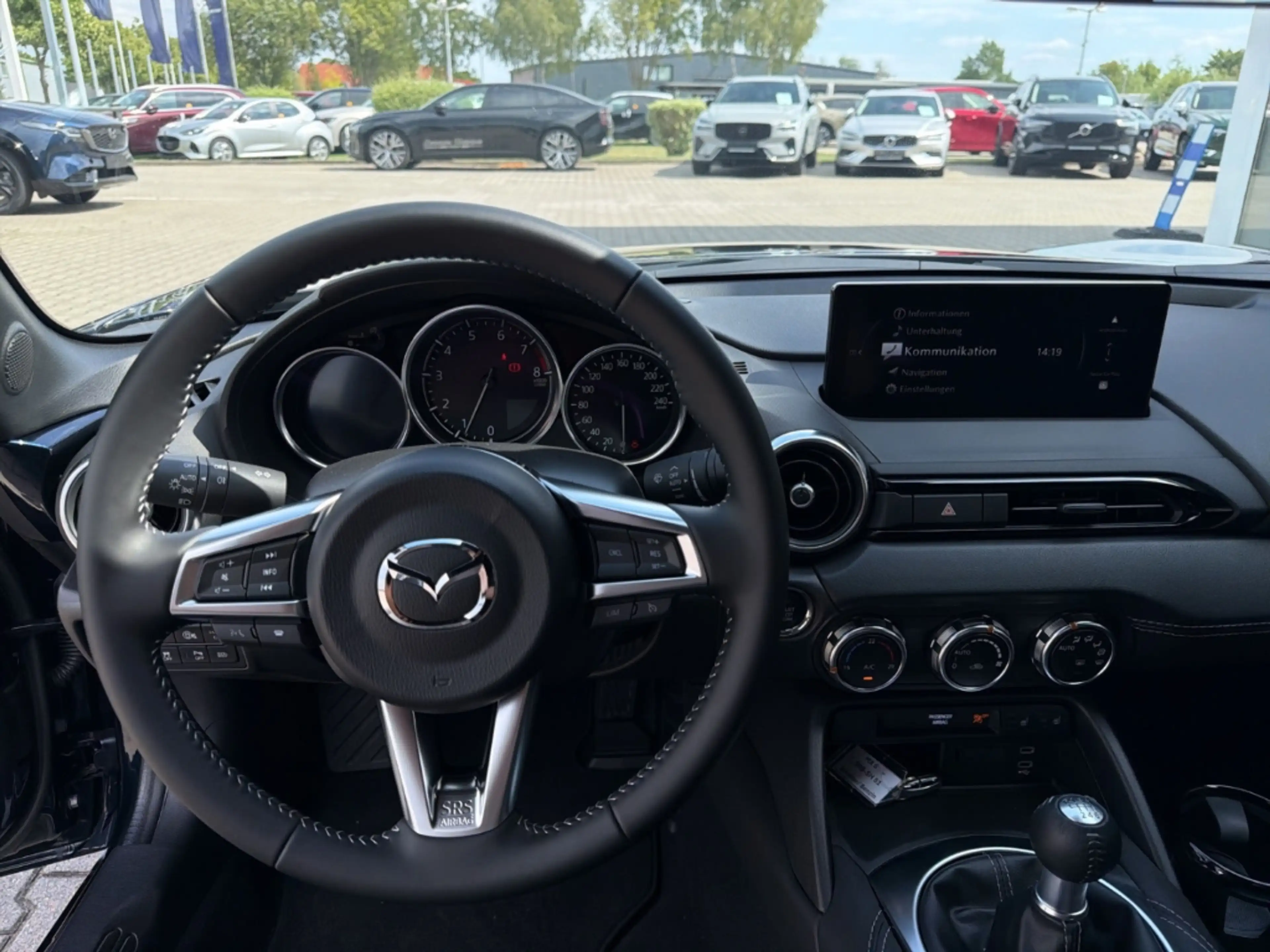 Mazda MX-5 Exclusive-Line Soft Top SKY.-G 132 Bose LED Sperrd — photo 12