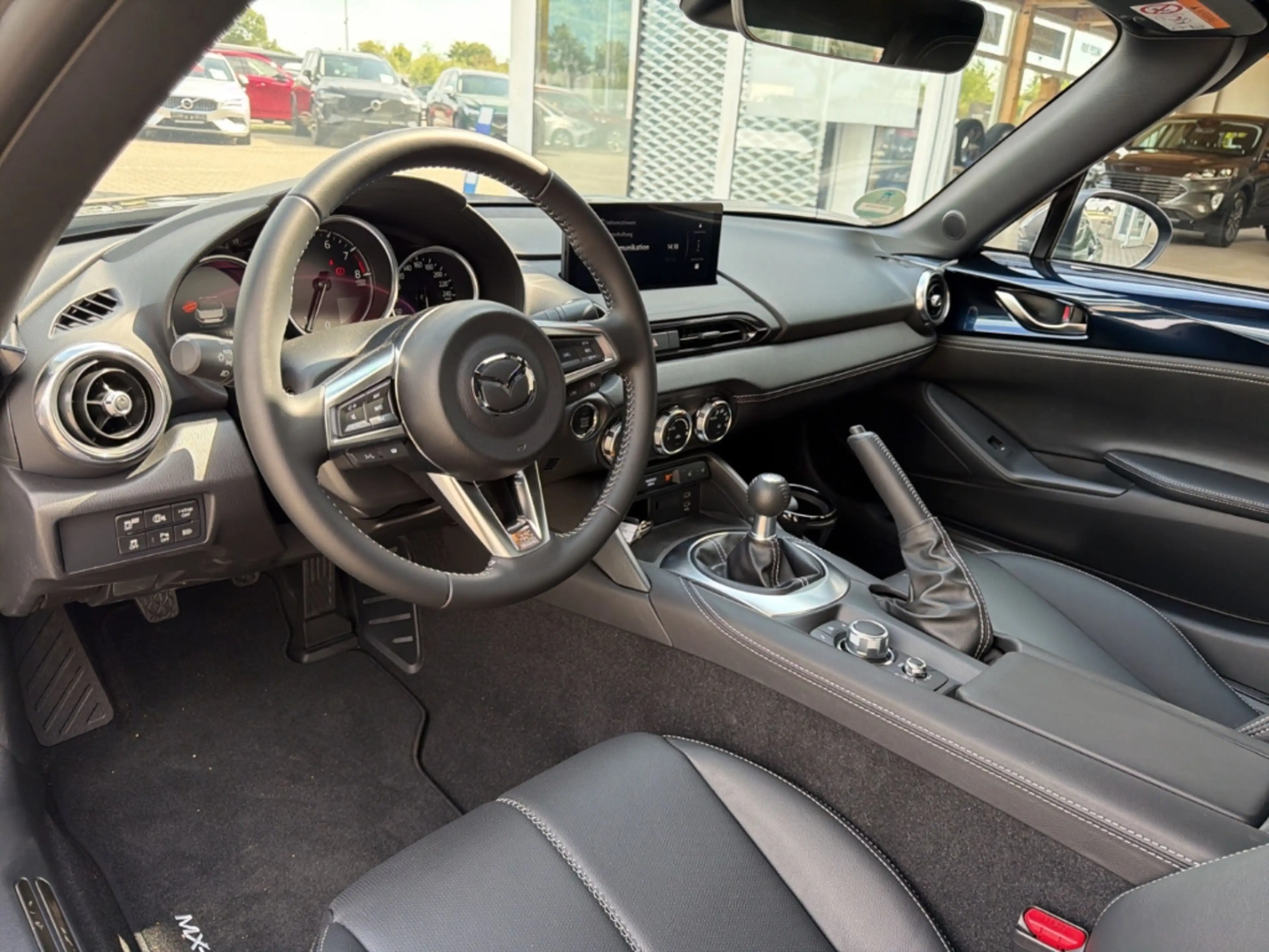 Mazda MX-5 Exclusive-Line Soft Top SKY.-G 132 Bose LED Sperrd — photo 11