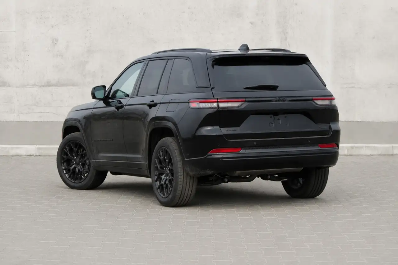 Jeep Grand Cherokee photo Jeep Grand Cherokee