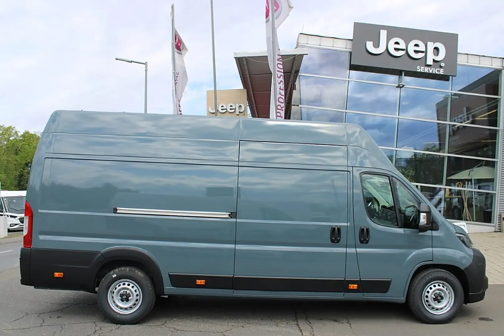 Fiat Ducato Maxi L4H3 180 AT 10"Navi Klimaautomatik ... Grau - 2