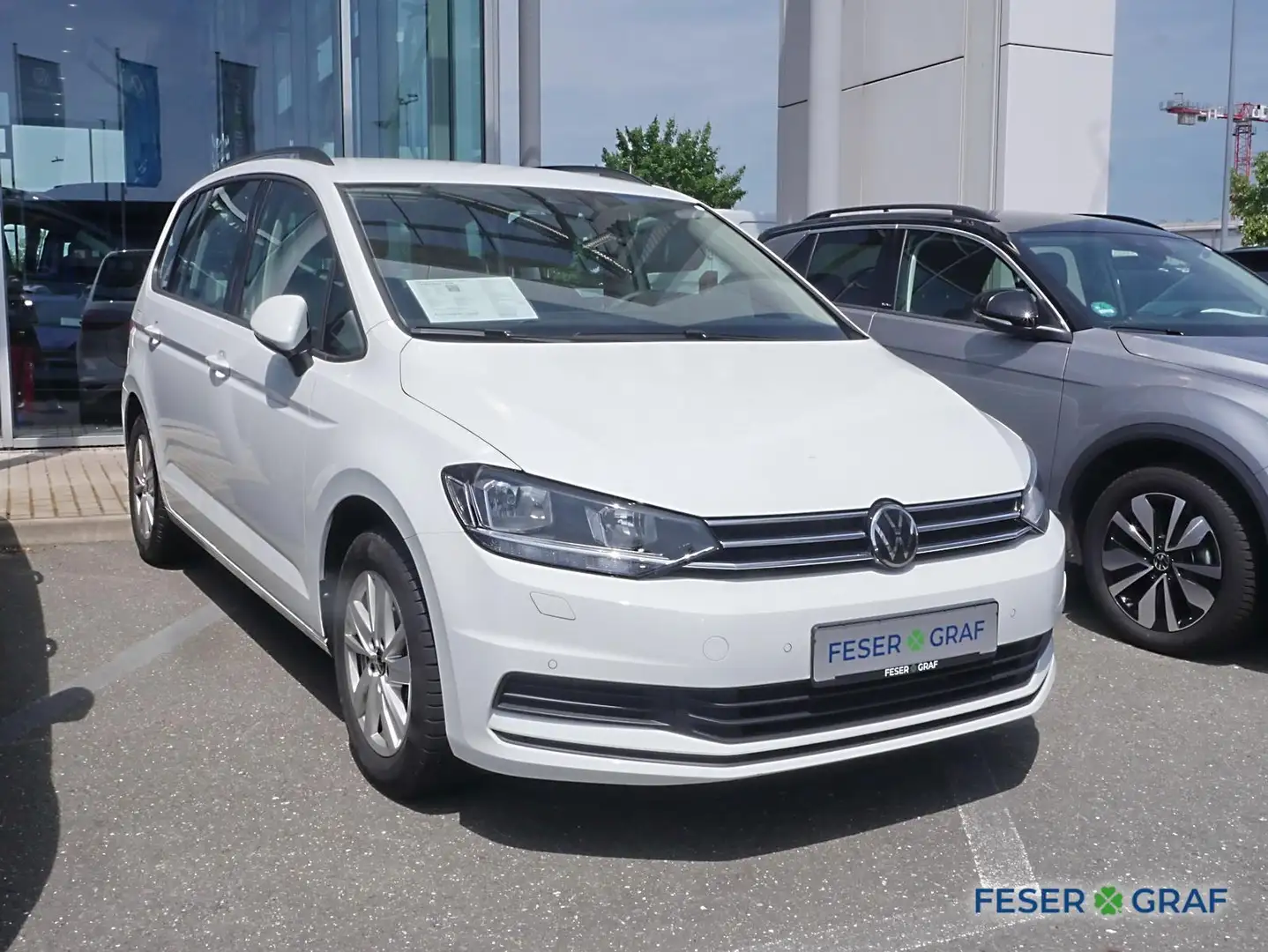 Volkswagen Touran Comfortline 1.5 TSI 110 kW 6-Gang ACC Navi App-Con Weiß - 2
