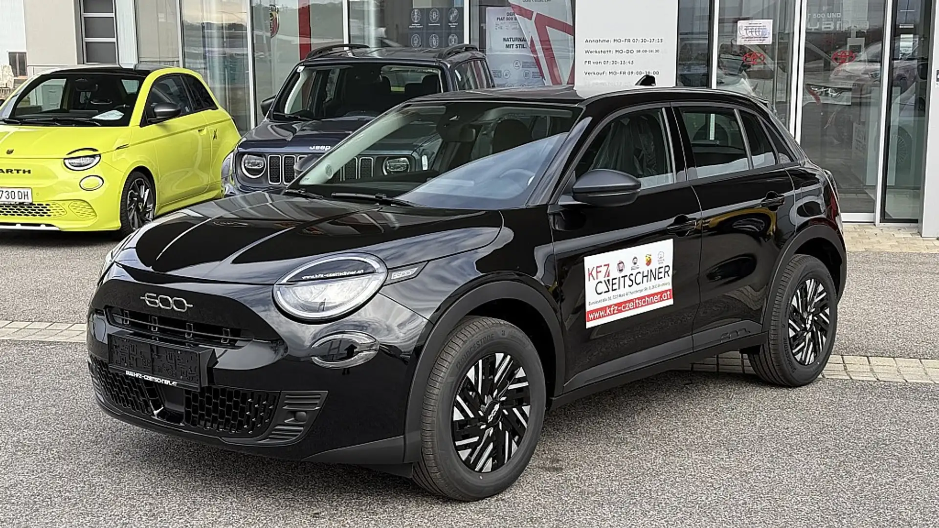 Fiat 600 600 Hybrid 100 6-Gang eDCT Schwarz - 1