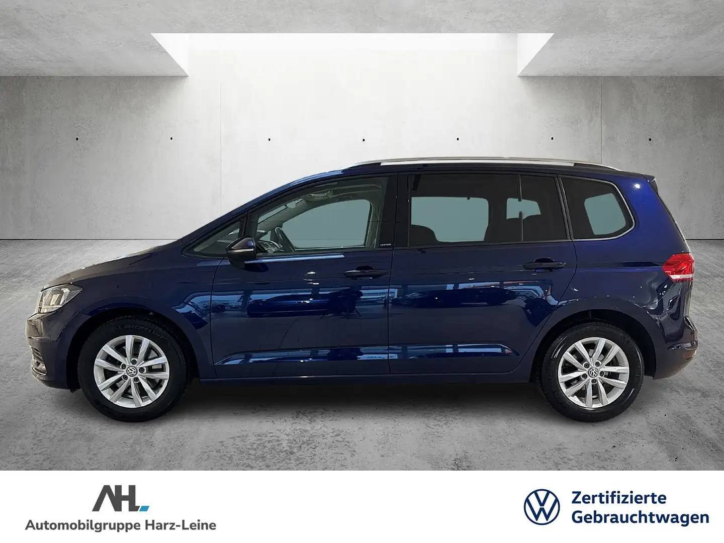 Volkswagen Touran 2.0 TDI United 7Sitzer AHK Panorama Navi Blau - 2