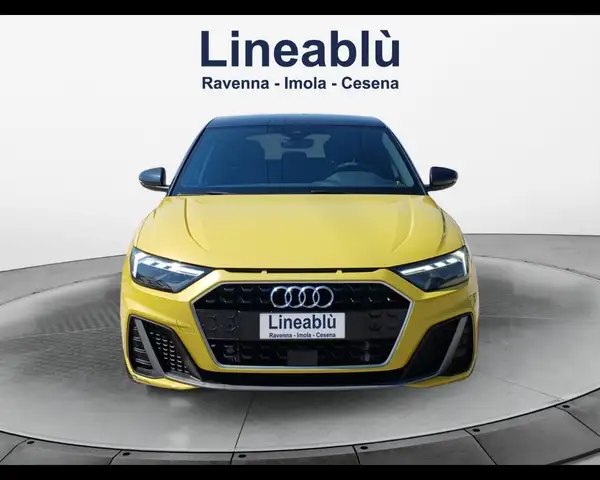 Audi A1 view 8