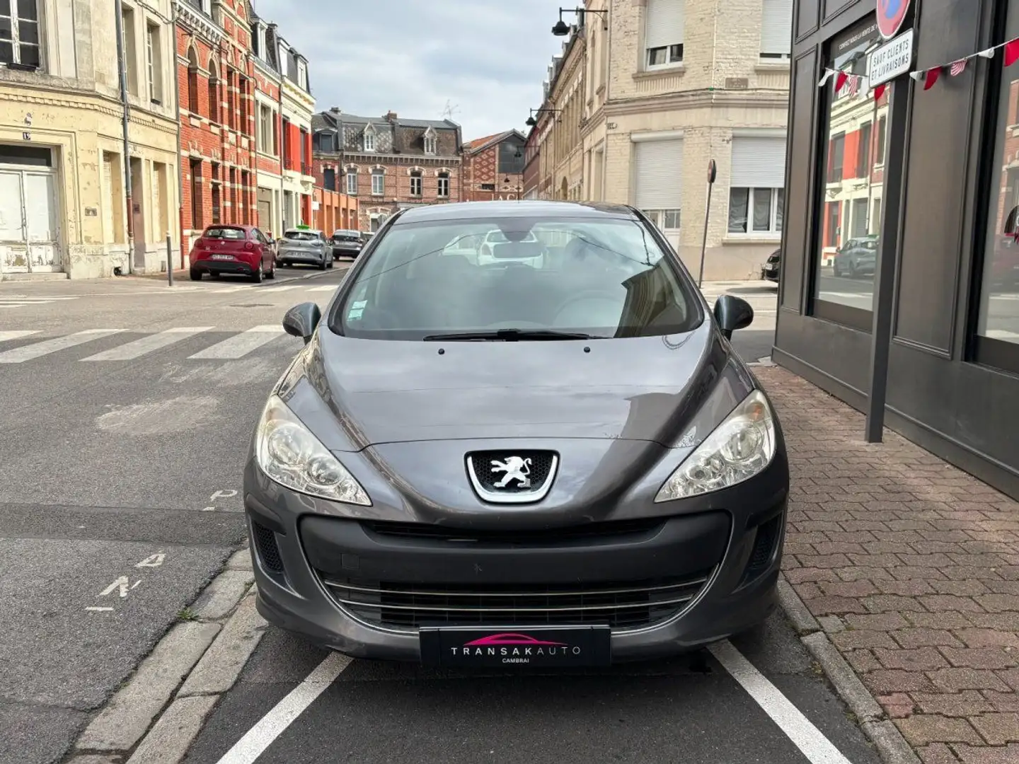 Peugeot 308 1.6 HDi 90ch BLUE LION Confort / IDEAL JEUNE PERMI Gris - 2