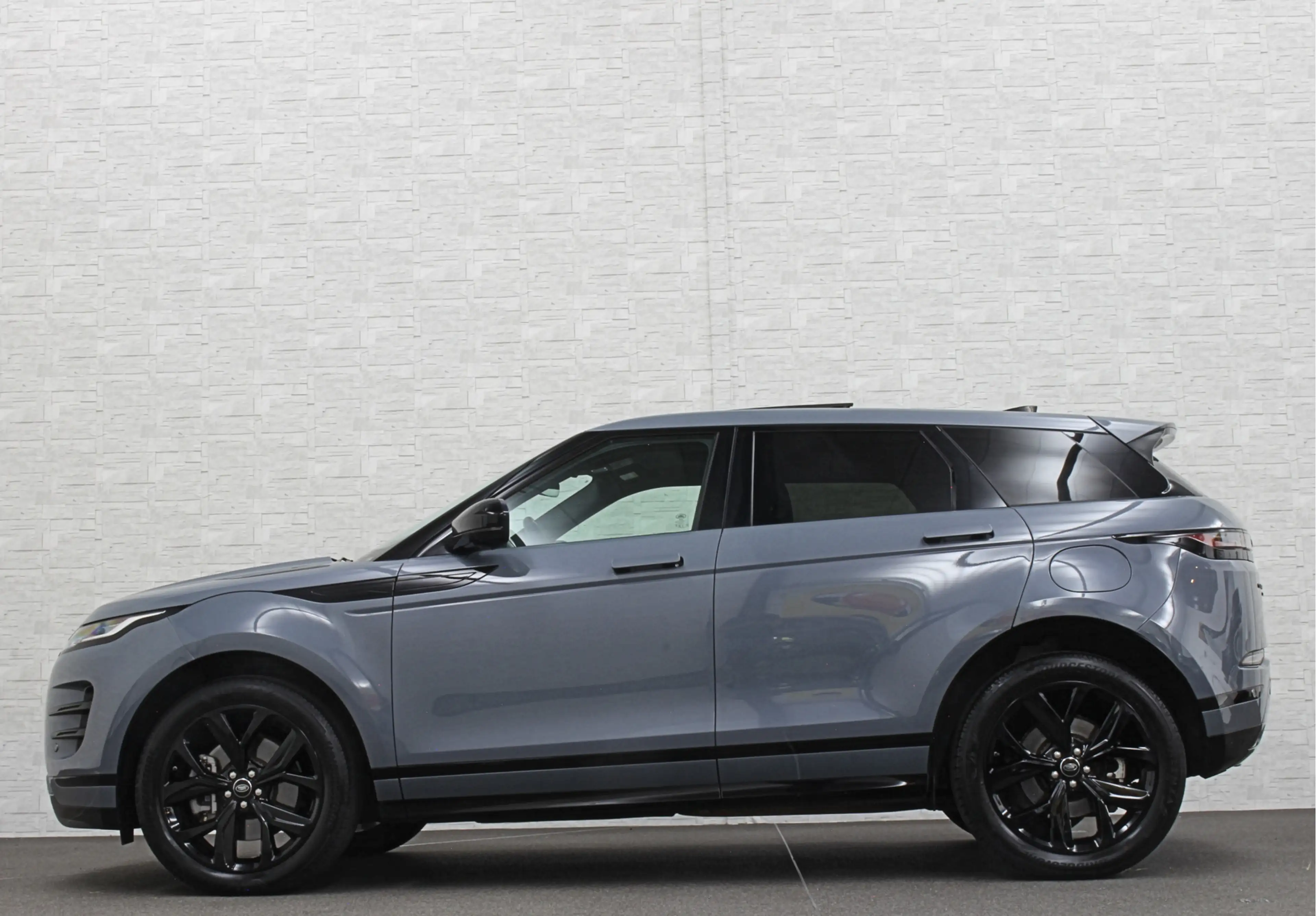 Land Rover Range Rover Evoque 1.5 P300e AWD R-Dynamic | Panorama | Leder | Merid — photo 2