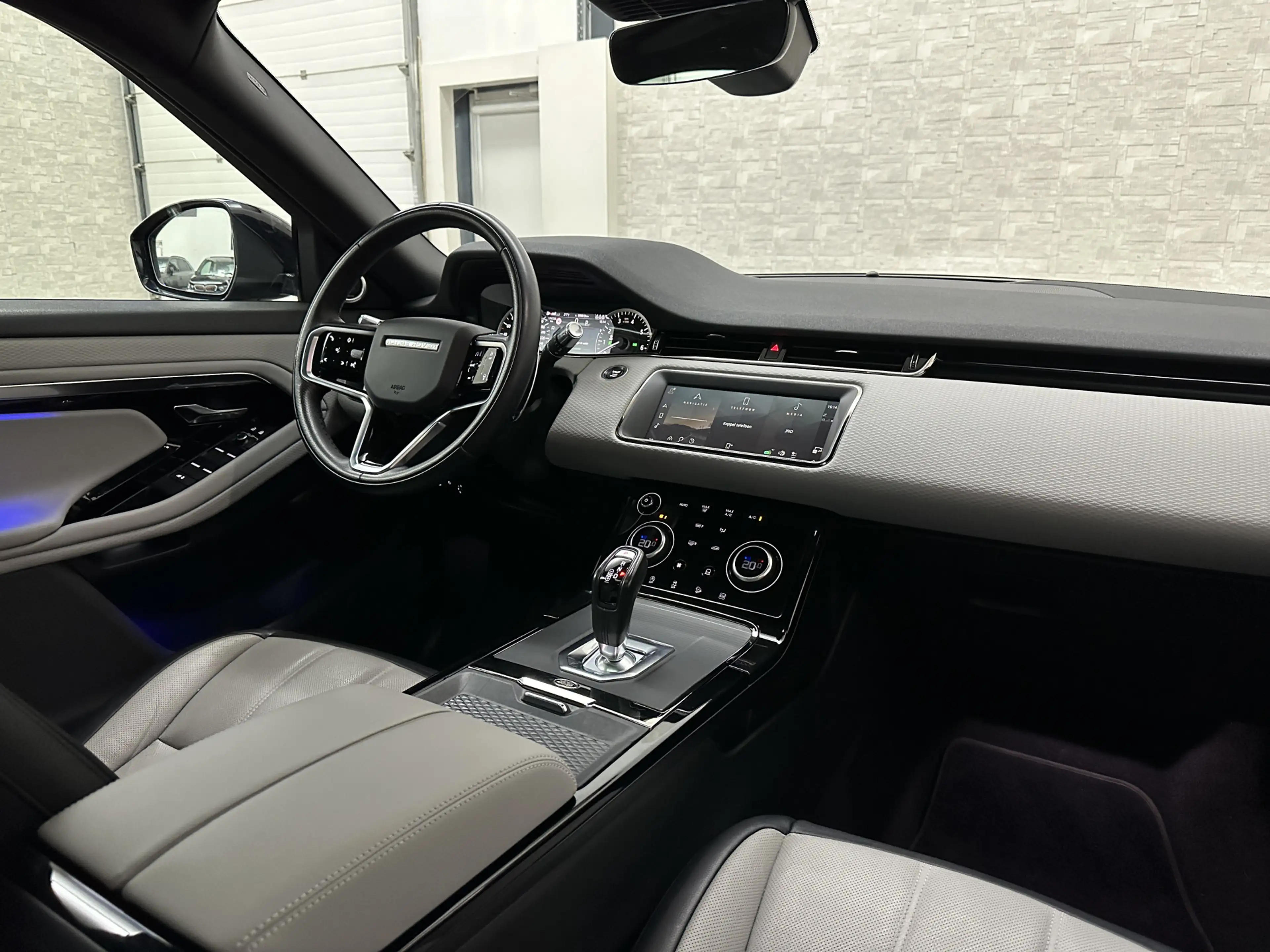 Land Rover Range Rover Evoque 1.5 P300e AWD R-Dynamic | Panorama | Leder | Merid — photo 13
