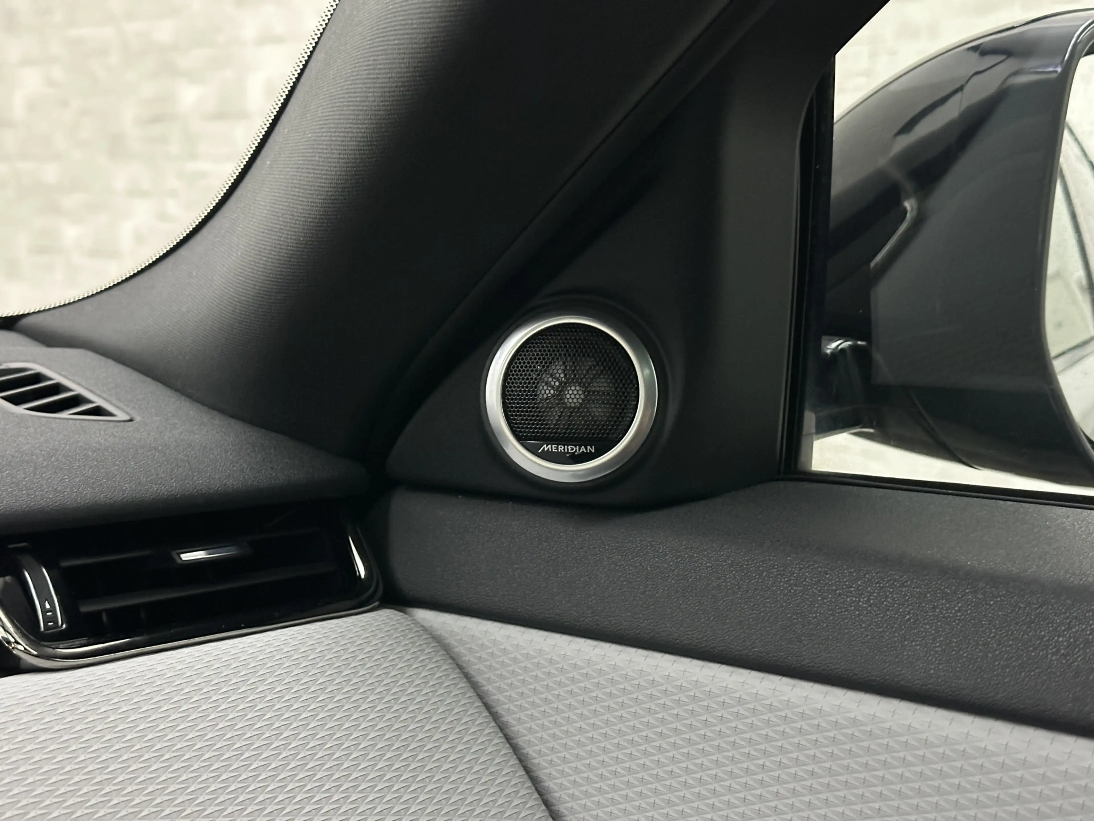 Land Rover Range Rover Evoque 1.5 P300e AWD R-Dynamic | Panorama | Leder | Merid — photo 7