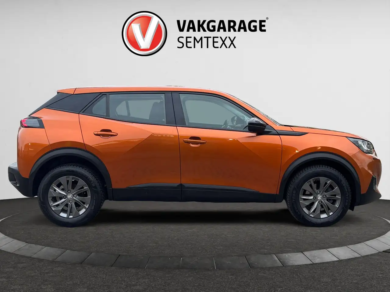 Peugeot 2008 1.2 PureTech Active Pack | Org NL | 1e Eig. | Clim 9
