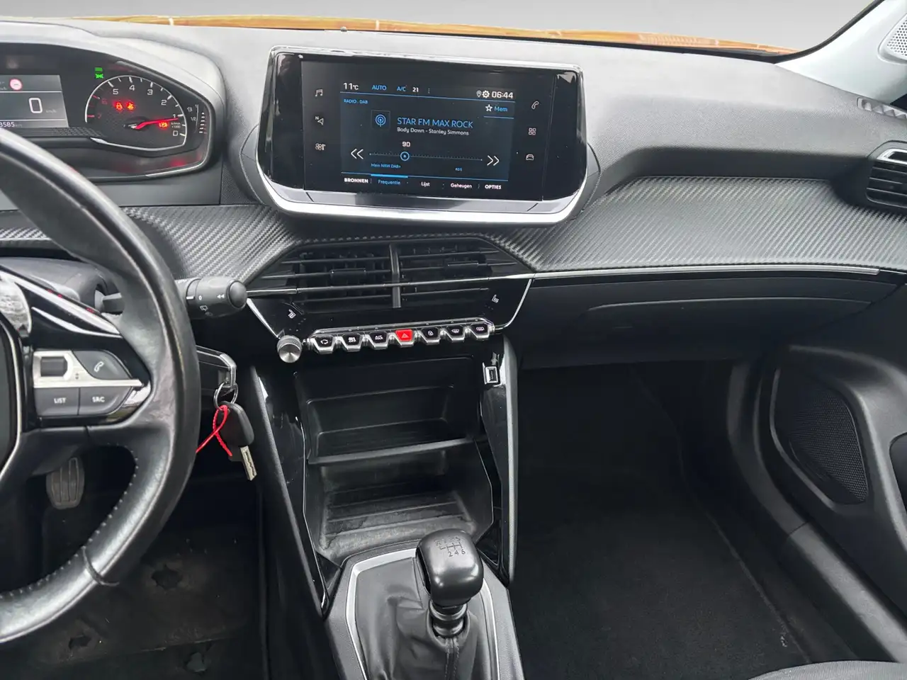 Peugeot 2008 1.2 PureTech Active Pack | Org NL | 1e Eig. | Clim 15