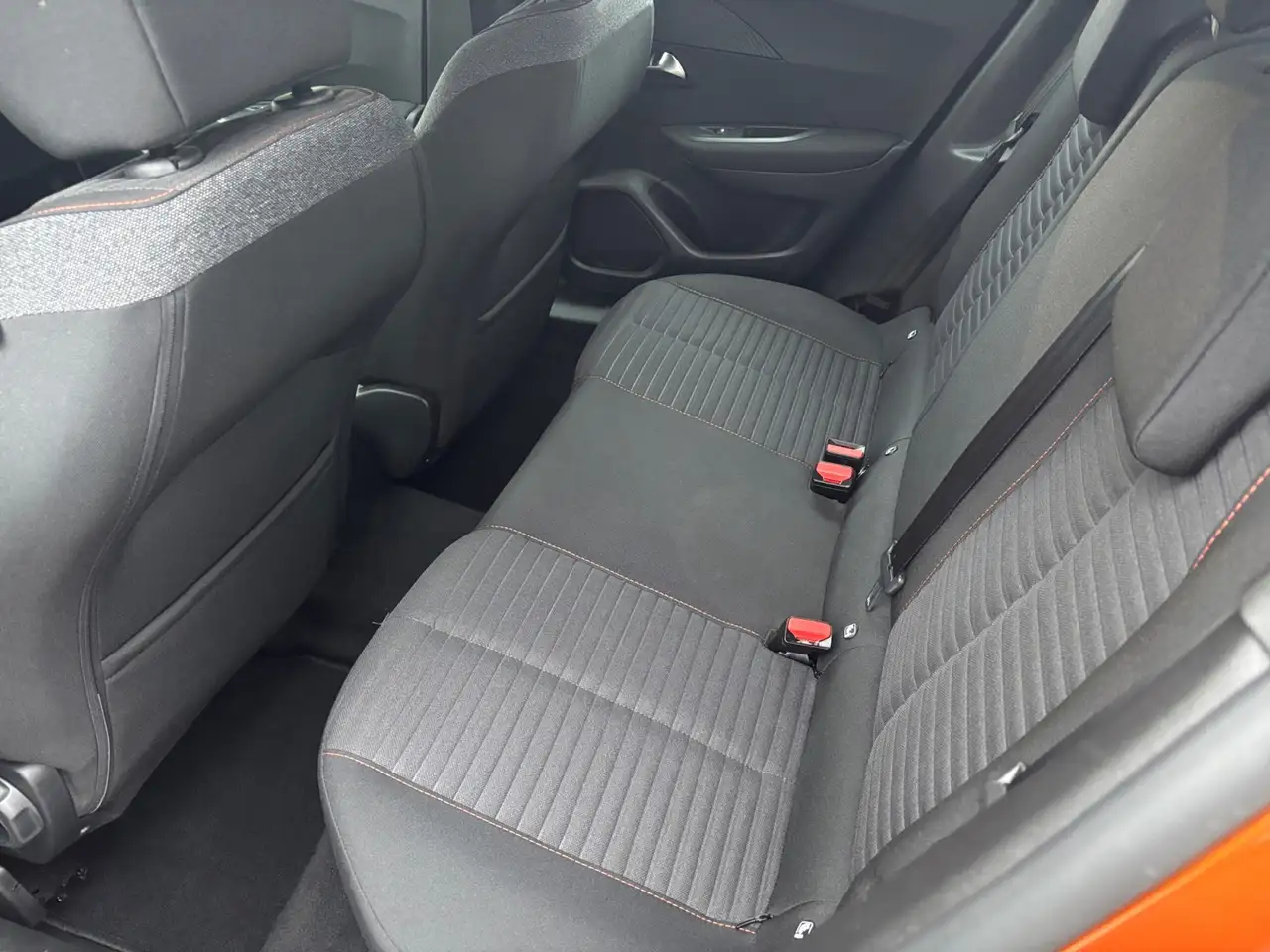 Peugeot 2008 1.2 PureTech Active Pack | Org NL | 1e Eig. | Clim 6