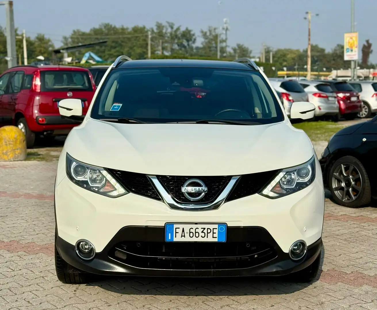 Nissan Qashqai 1.3 dig-t Tekna 115cv E6 Bianco - 2