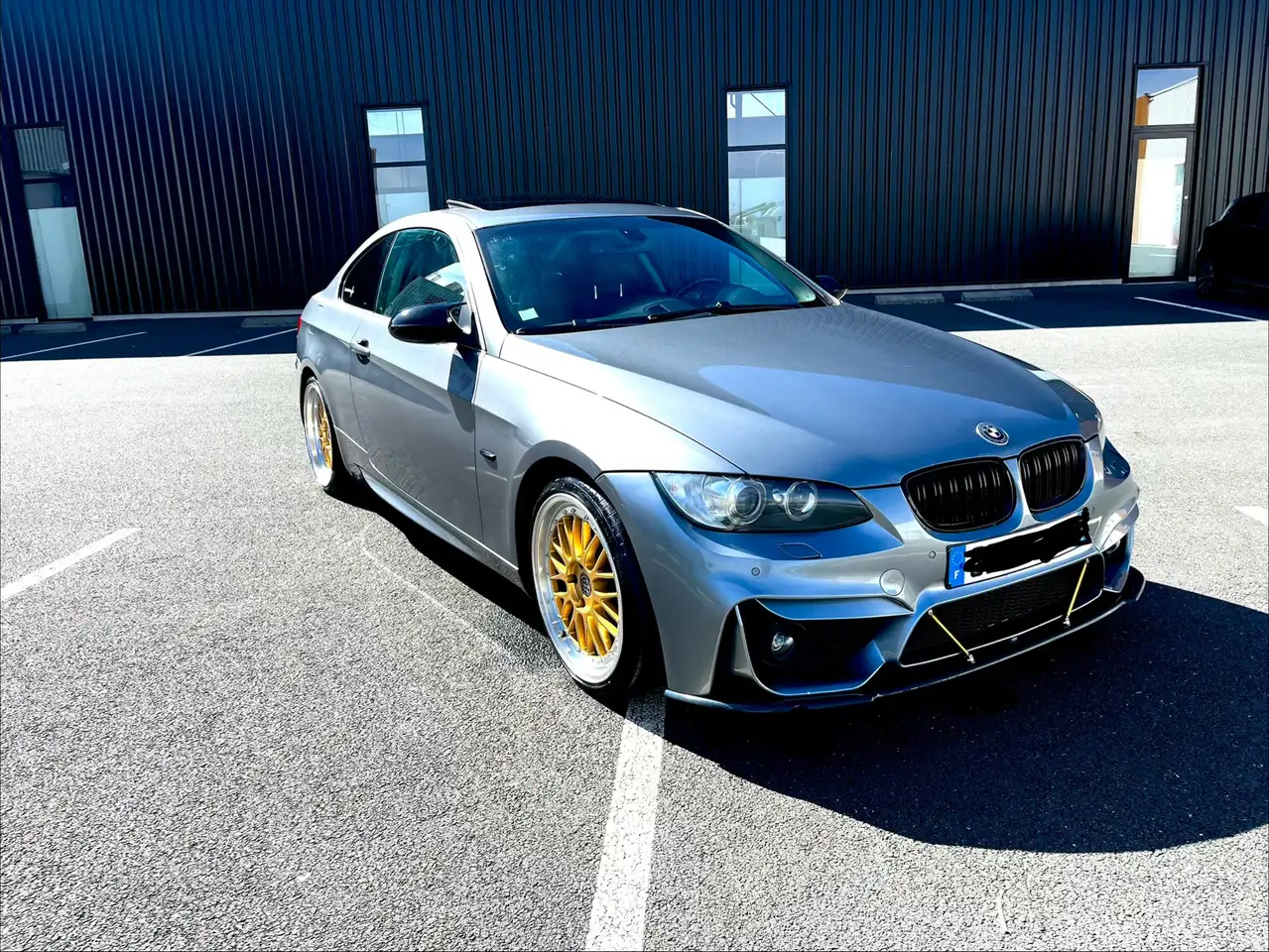 BMW 325